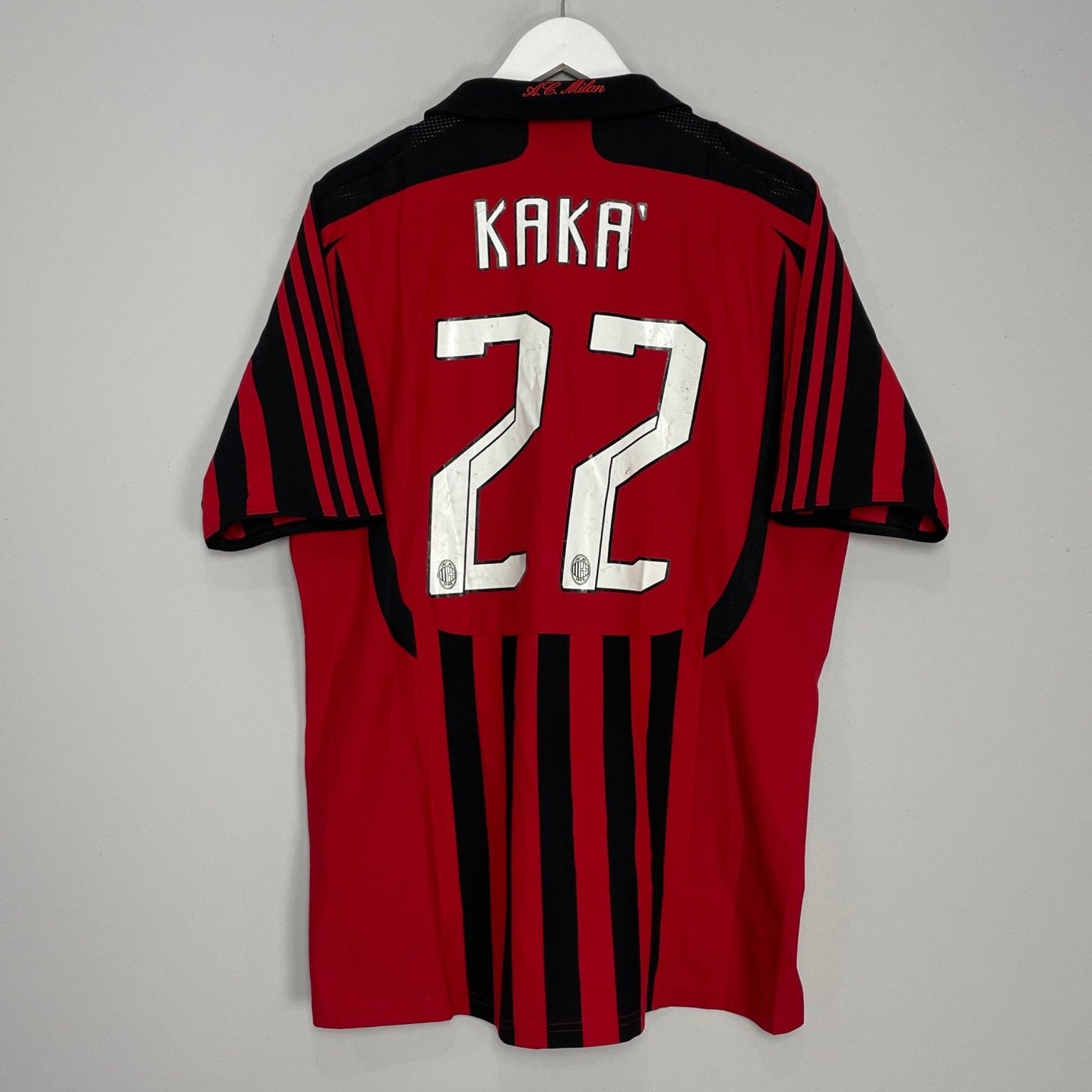 Shop 2007/08 AC MILAN KAKA #22 HOME SHIRT (L) ADIDAS, classic football shirts, vintage football shirts & retro soccer jerseys at Cult Kits