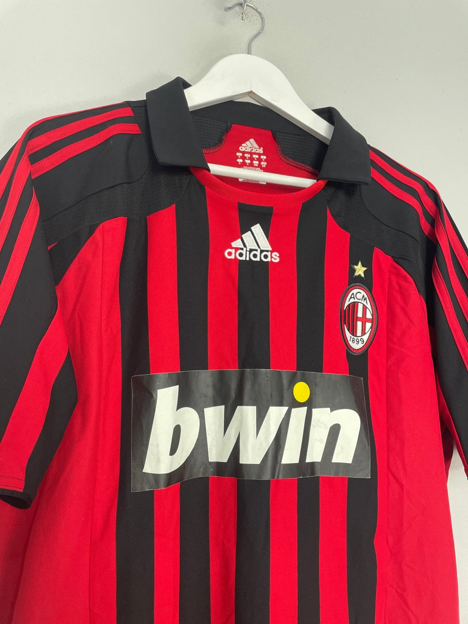 Shop 2007/08 AC MILAN KAKA #22 HOME SHIRT (L) ADIDAS, classic football shirts, vintage football shirts & retro soccer jerseys at Cult Kits