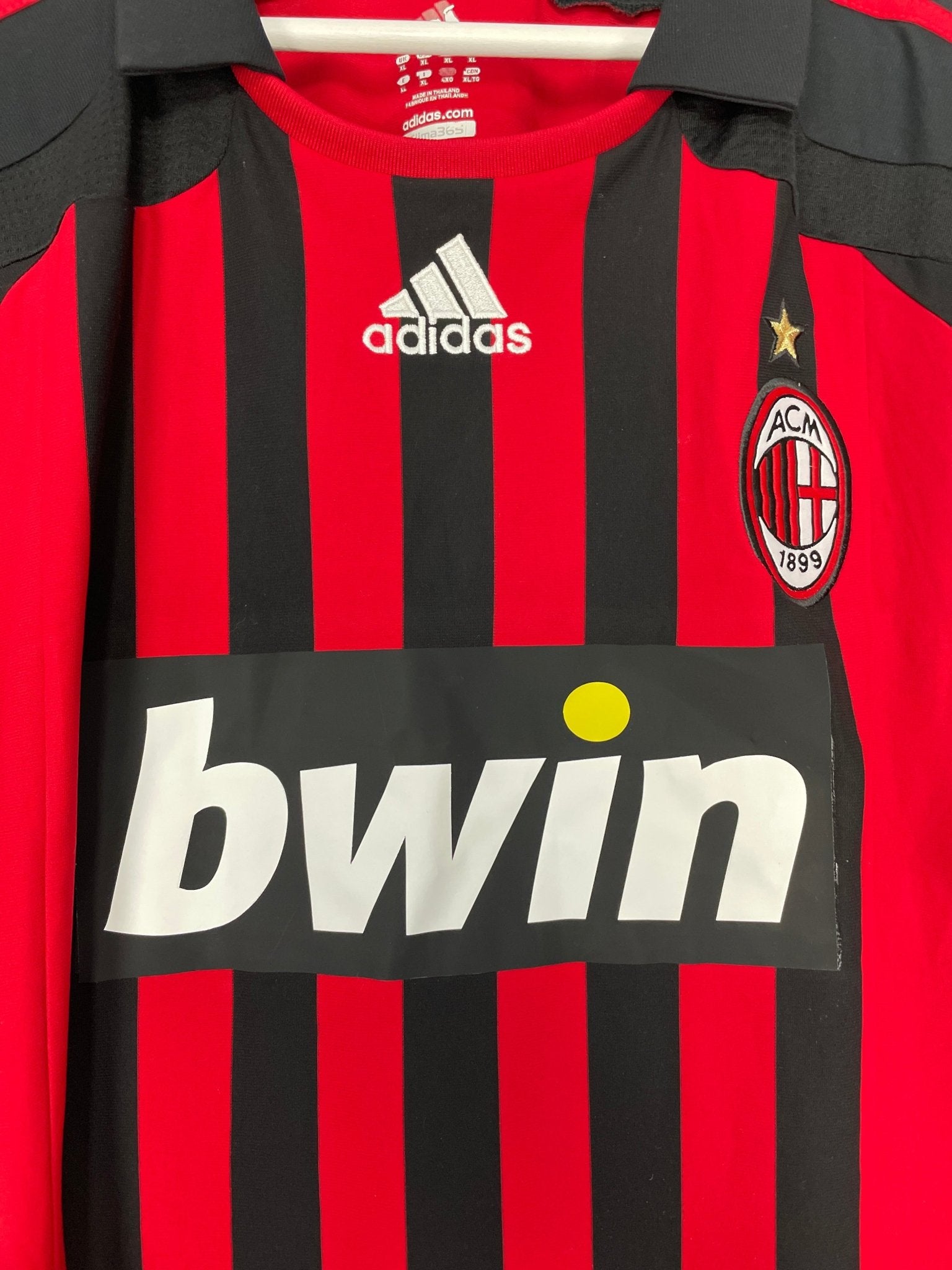Shop 2007/08 AC MILAN *KAKA SIGNED* HOME SHIRT (XL) ADIDAS, classic football shirts, vintage football shirts & retro soccer jerseys at Cult Kits