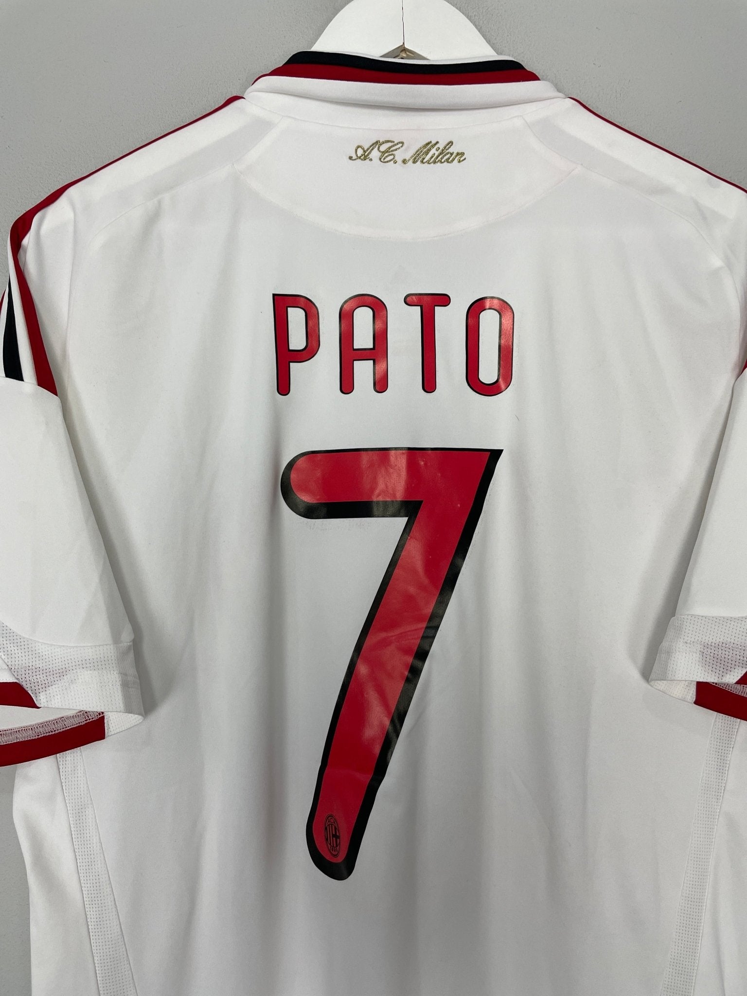 Shop 2007/08 AC MILAN PATO #7 AWAY SHIRT (L) ADIDAS, classic football shirts, vintage football shirts & retro soccer jerseys at Cult Kits