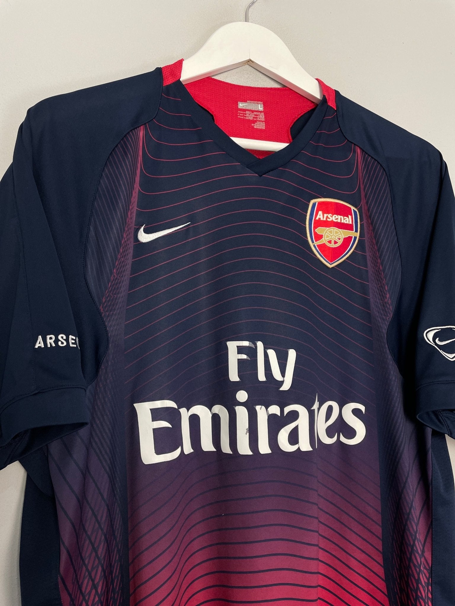 Shop 2007/08 ARSENAL TRAINING SHIRT (L) NIKE, classic football shirts, vintage football shirts & retro soccer jerseys at Cult Kits