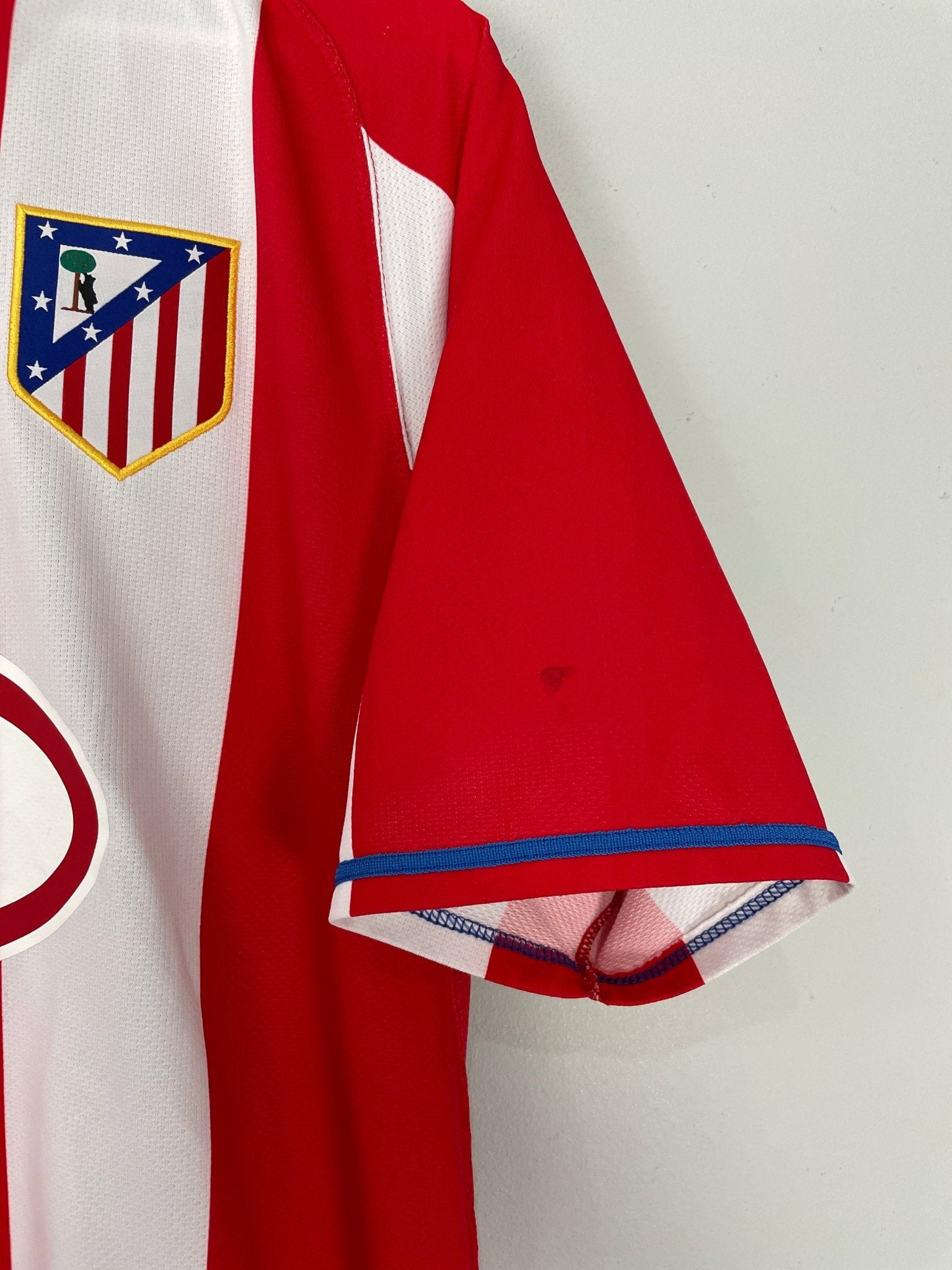 Shop 2007/08 ATLETICO MADRID FORLAN #7 HOME SHIRT (M) NIKE, classic football shirts, vintage football shirts & retro soccer jerseys at Cult Kits