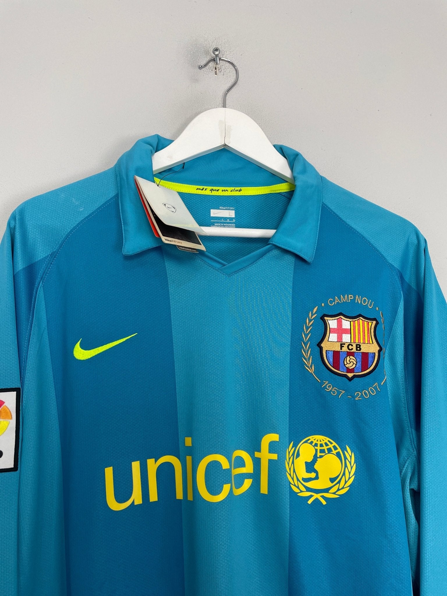 Shop 2007/08 BARCELONA *BNWT* HENRY #14 L/S AWAY SHIRT (L) NIKE, classic football shirts, vintage football shirts & retro soccer jerseys at Cult Kits