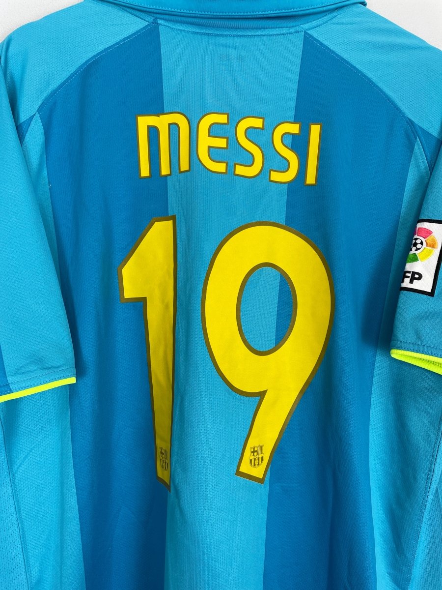 2007/08 BARCELONA MESSI 19 AWAY SHIRT (XL) NIKE - Cult Kits - XL - Buy Vintage Football Shirts, Authentic Retro Football Shirts For Sale, Classic Football Shirts & Soccer Jersey
