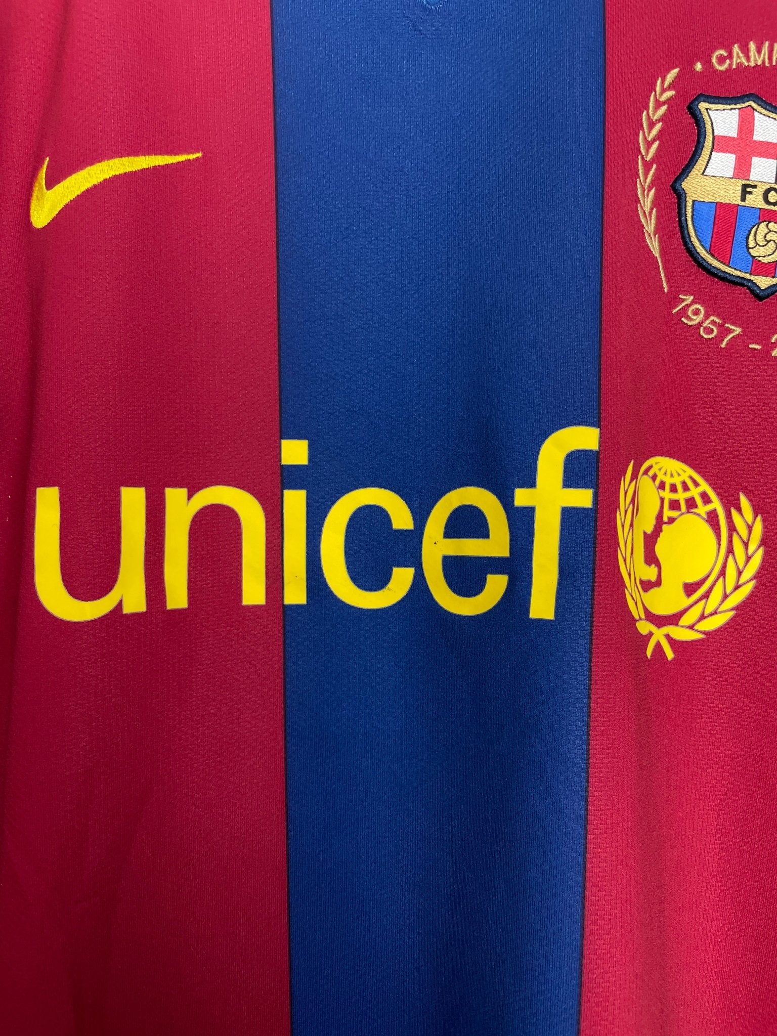 Shop 2007/08 BARCELONA MESSI #19 HOME SHIRT (M) NIKE, classic football shirts, vintage football shirts & retro soccer jerseys at Cult Kits