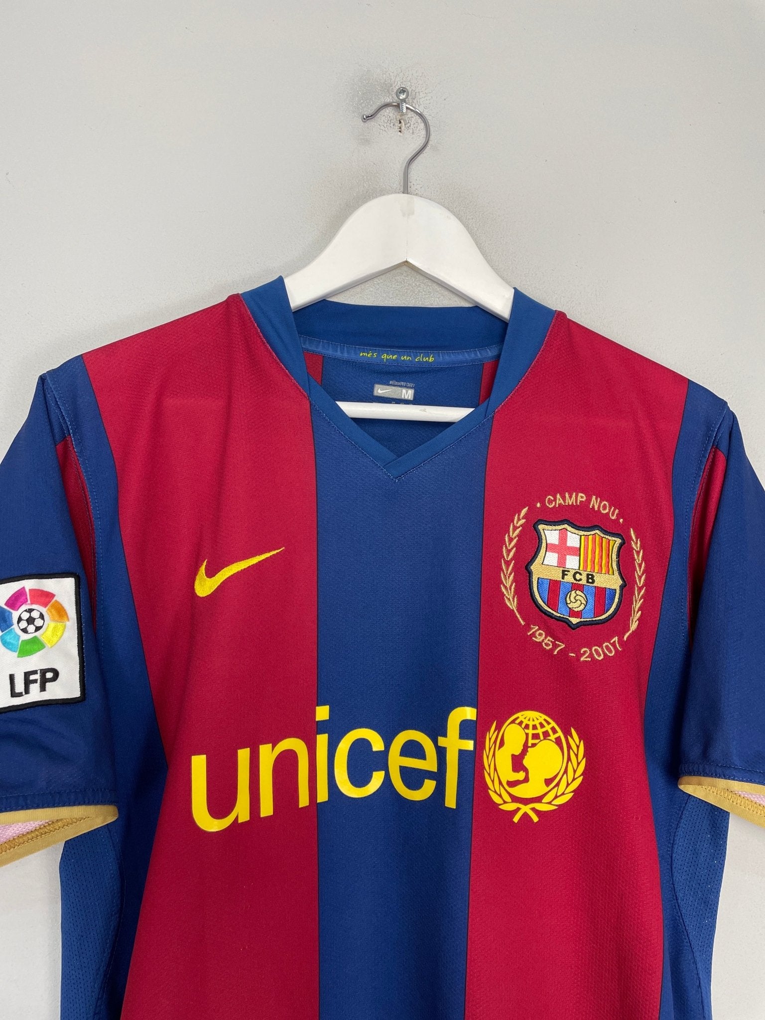 Shop 2007/08 BARCELONA MESSI #19 HOME SHIRT (M) NIKE, classic football shirts, vintage football shirts & retro soccer jerseys at Cult Kits