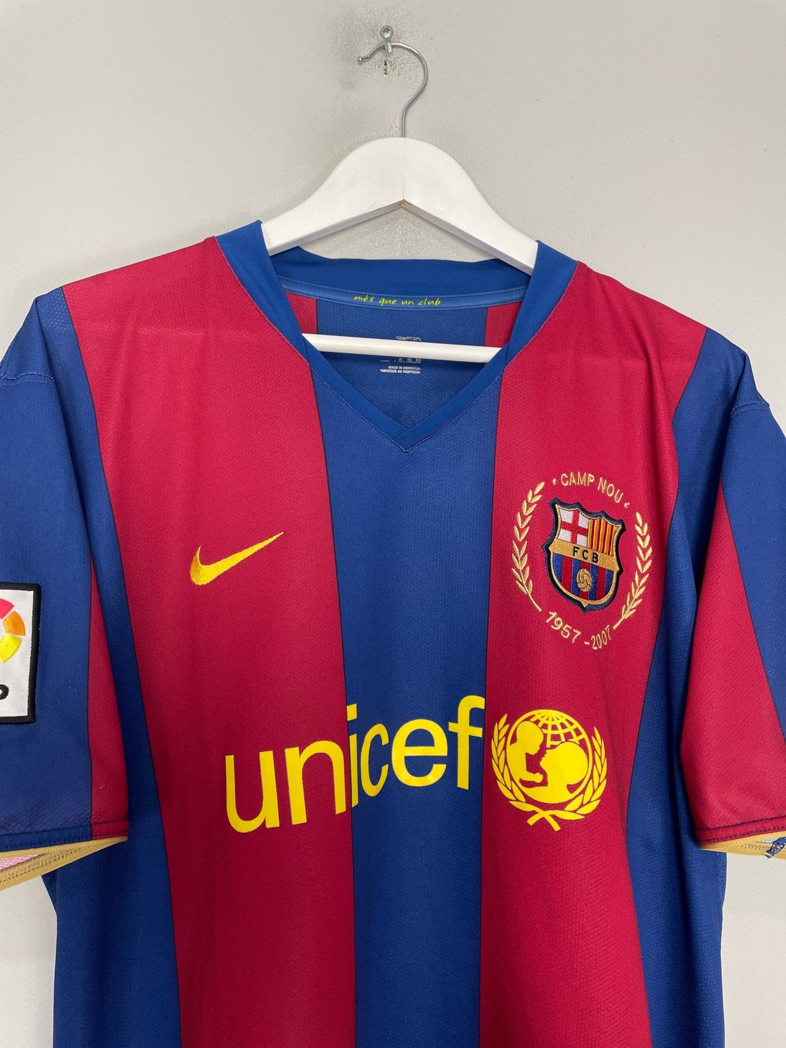 Shop 2007/08 BARCELONA MESSI #19 HOME SHIRT (XL) NIKE, classic football shirts, vintage football shirts & retro soccer jerseys at Cult Kits