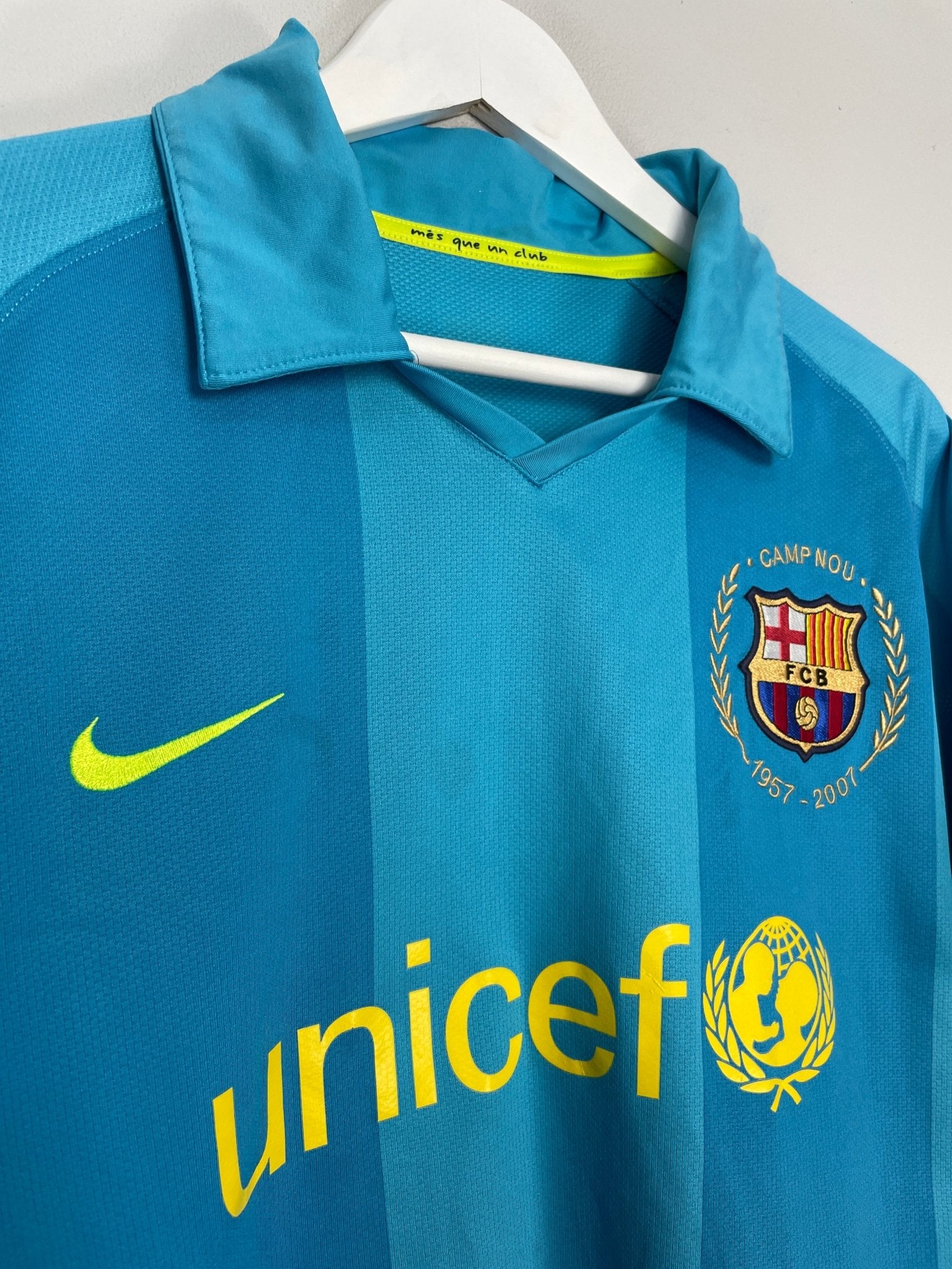 Shop 2007/08 BARCELONA RONALDINHO #10 AWAY SHIRT (L) NIKE, classic football shirts, vintage football shirts & retro soccer jerseys at Cult Kits