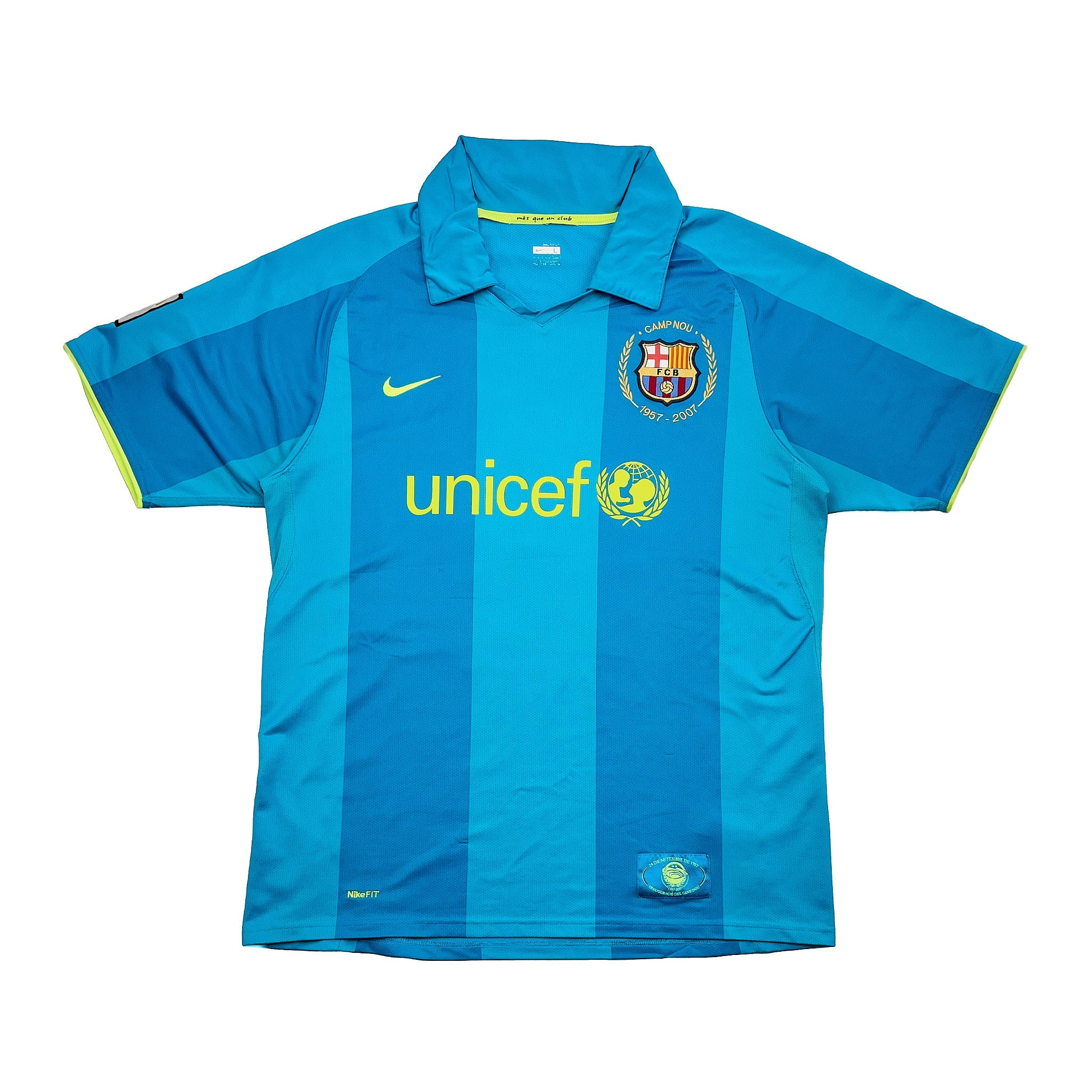 Buy 2007/08 Barcelona Ronaldinho 10 Away Shirt (L) Nike ~ Free worldwide shipping ~ Authentic Vintage Football Shirts from Cult Kits
