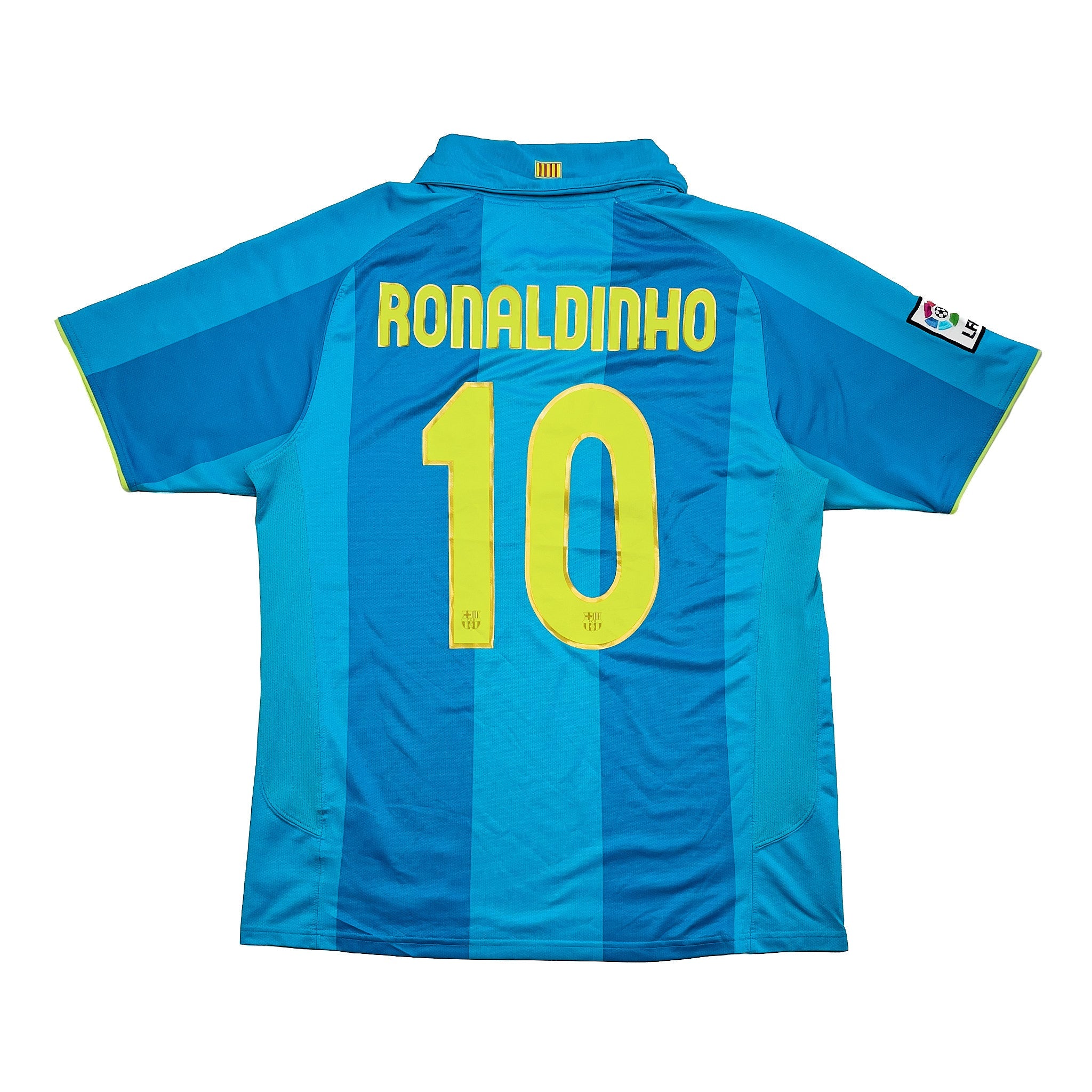 Buy 2007/08 Barcelona Ronaldinho 10 Away Shirt (L) Nike ~ Free worldwide shipping ~ Authentic Vintage Football Shirts from Cult Kits