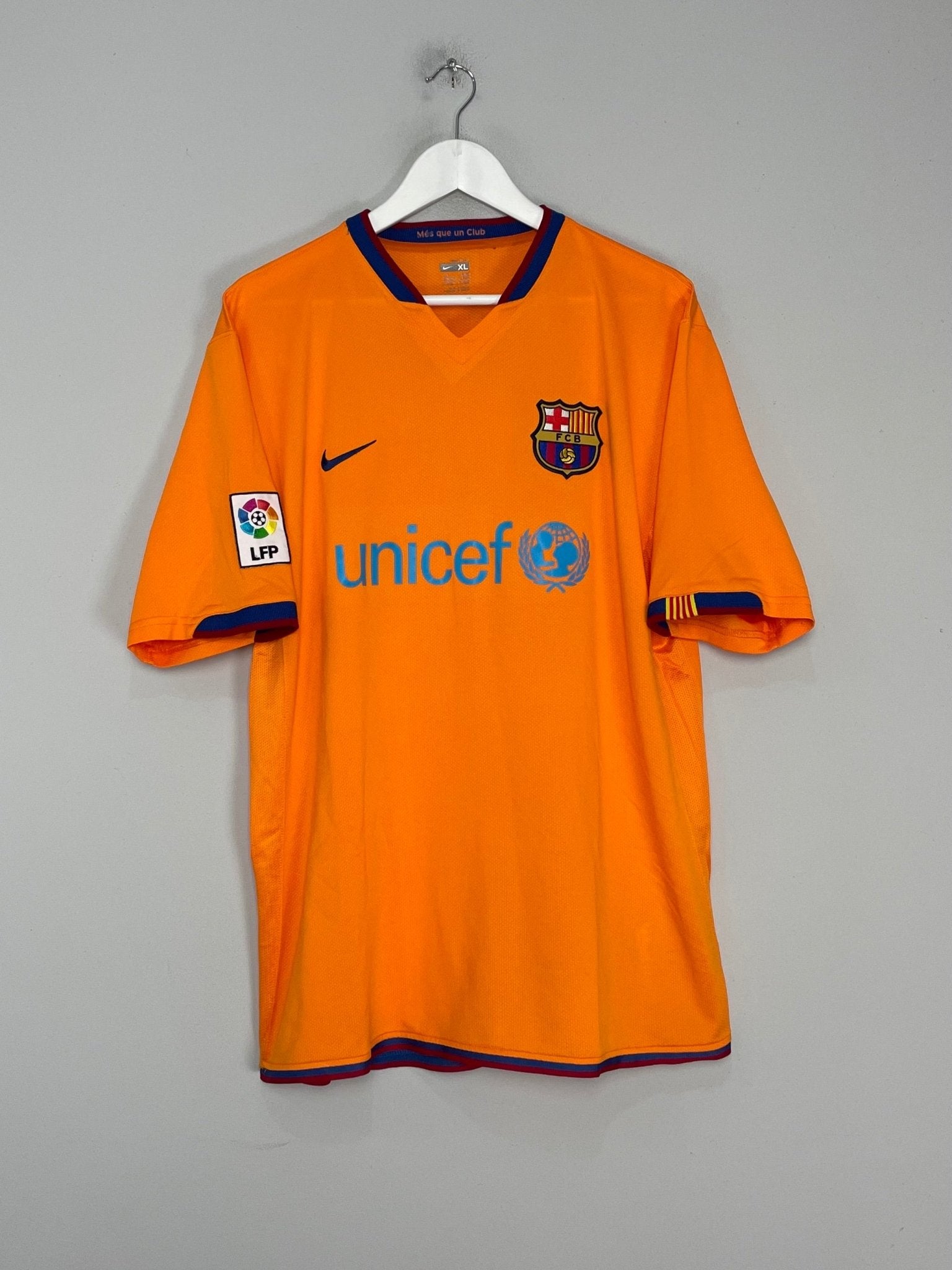 Shop 2007/08 BARCELONA RONALDINHO #10 AWAY SHIRT (XL) NIKE, classic football shirts, vintage football shirts & retro soccer jerseys at Cult Kits