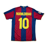 Buy 2007/08 Barcelona Ronaldinho 10 Home Shirt (L) Nike ~ Free worldwide shipping ~ Authentic Vintage Football Shirts from Cult Kits