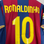 Shop 2007/08 BARCELONA RONALDINHO #10 HOME SHIRT (M) NIKE, classic football shirts, vintage football shirts & retro soccer jerseys at Cult Kits