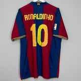 Shop 2007/08 BARCELONA RONALDINHO #10 HOME SHIRT (XL) NIKE, classic football shirts, vintage football shirts & retro soccer jerseys at Cult Kits