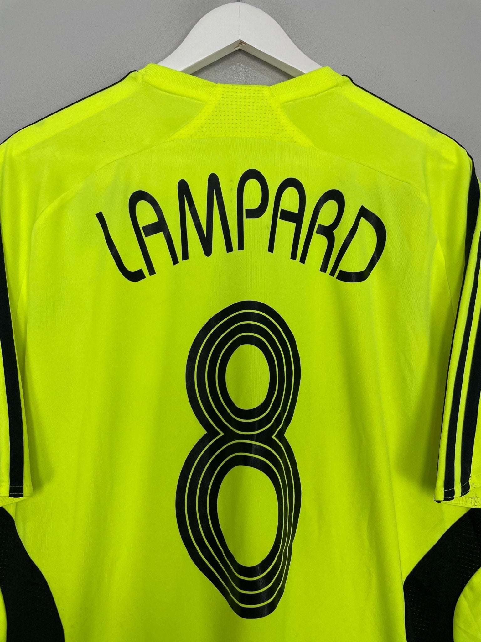 Shop 2007/08 CHELSEA LAMPARD #8 AWAY SHIRT (L) ADIDAS, classic football shirts, vintage football shirts & retro soccer jerseys at Cult Kits