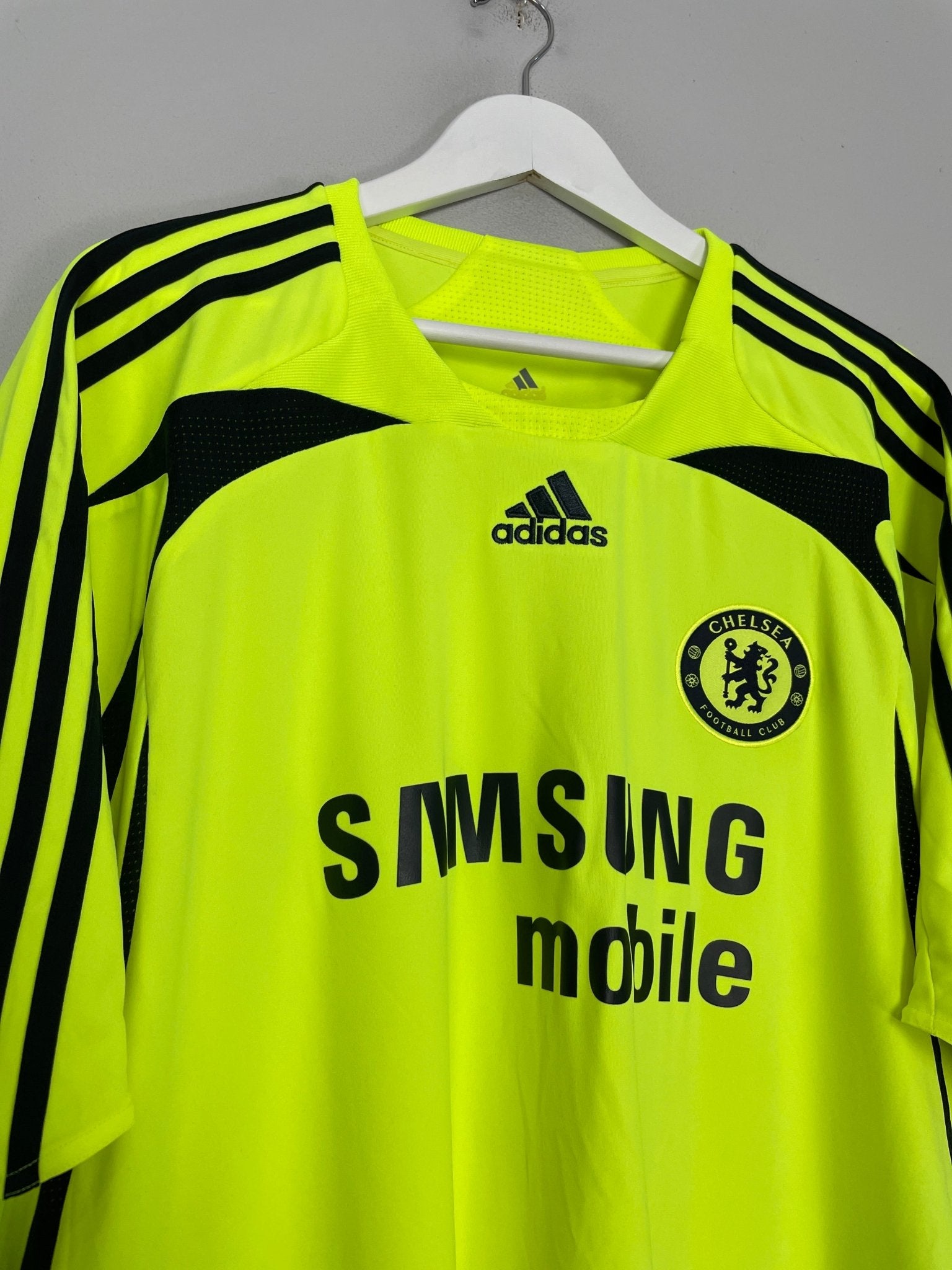 Shop 2007/08 CHELSEA LAMPARD #8 AWAY SHIRT (XXL) ADIDAS, classic football shirts, vintage football shirts & retro soccer jerseys at Cult Kits