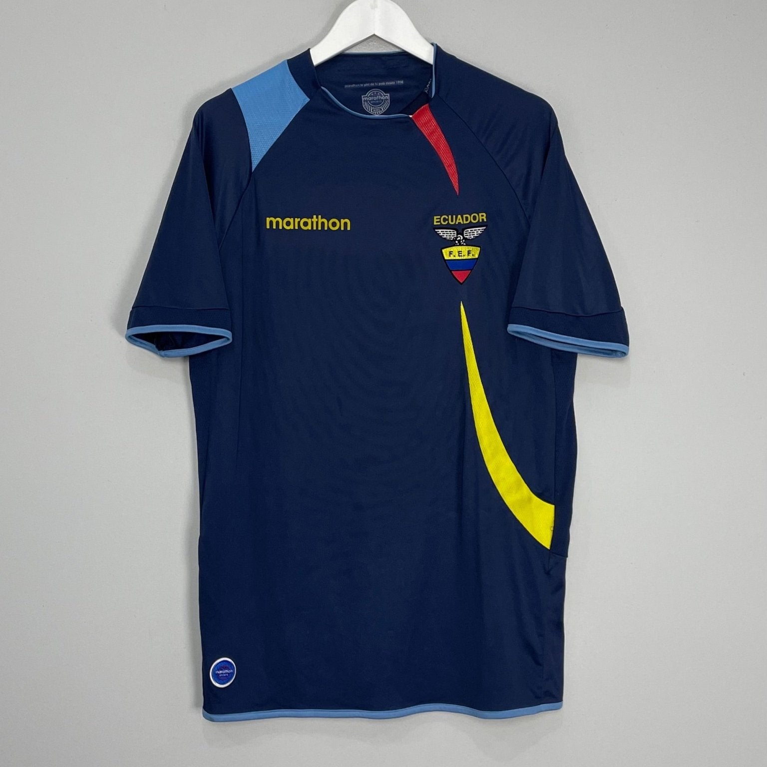 Shop 2007/08 ECUADOR AWAY SHIRT (XXL) MARATHON, classic football shirts, vintage football shirts & retro soccer jerseys at Cult Kits