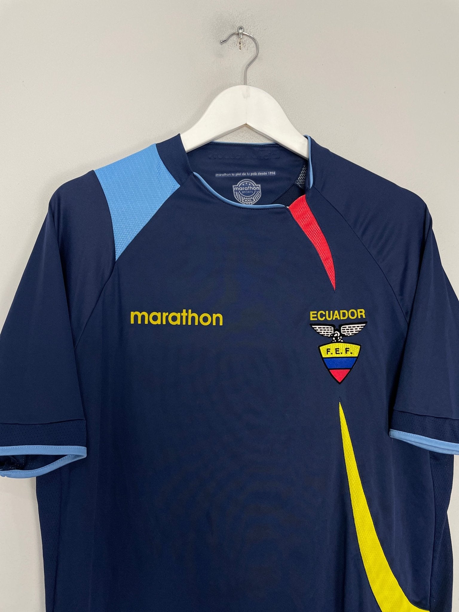 Shop 2007/08 ECUADOR AWAY SHIRT (XXL) MARATHON, classic football shirts, vintage football shirts & retro soccer jerseys at Cult Kits