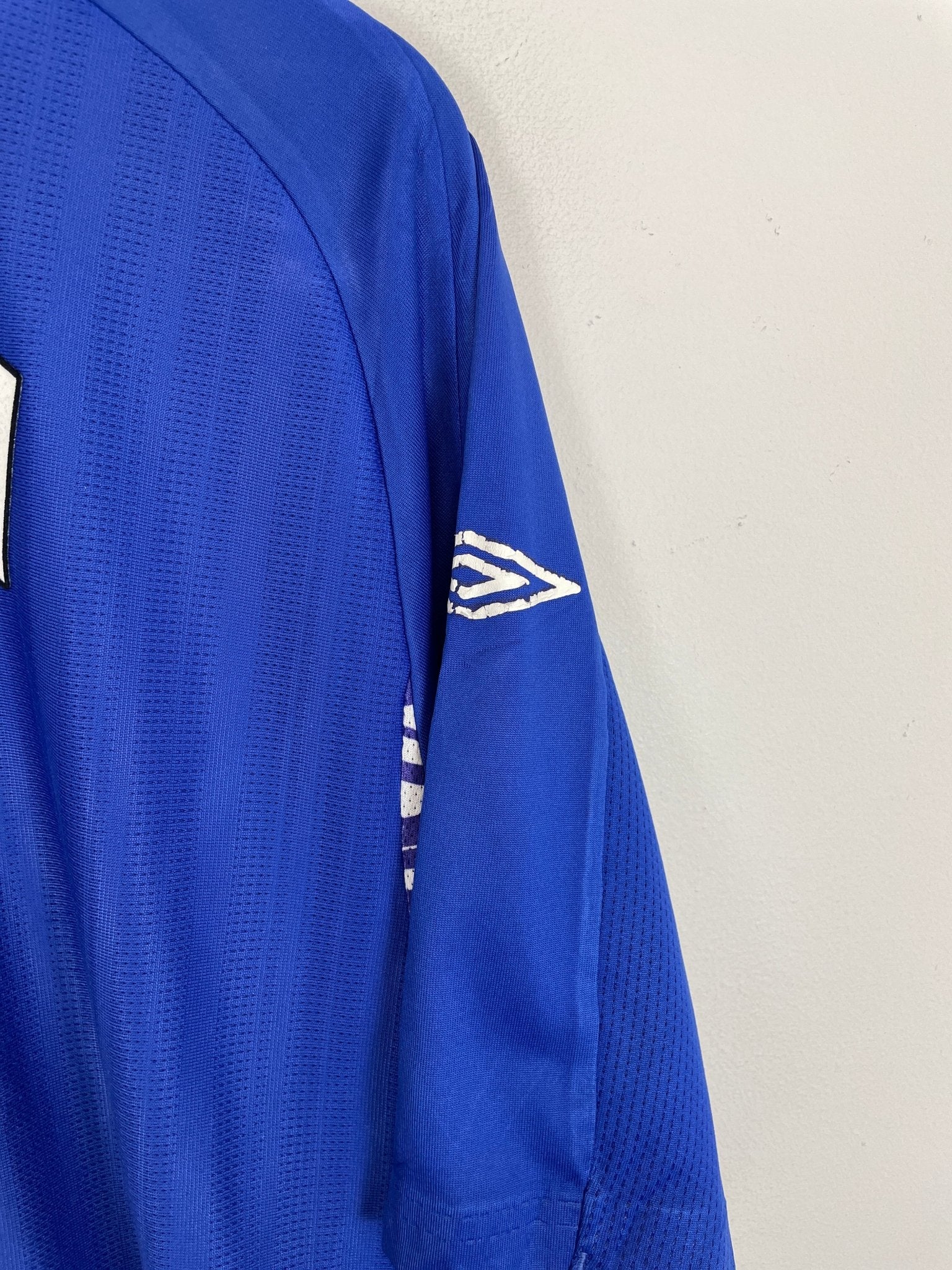 Shop 2007/08 EVERTON ARTETA #6 HOME SHIRT (XL) UMBRO, classic football shirts, vintage football shirts & retro soccer jerseys at Cult Kits