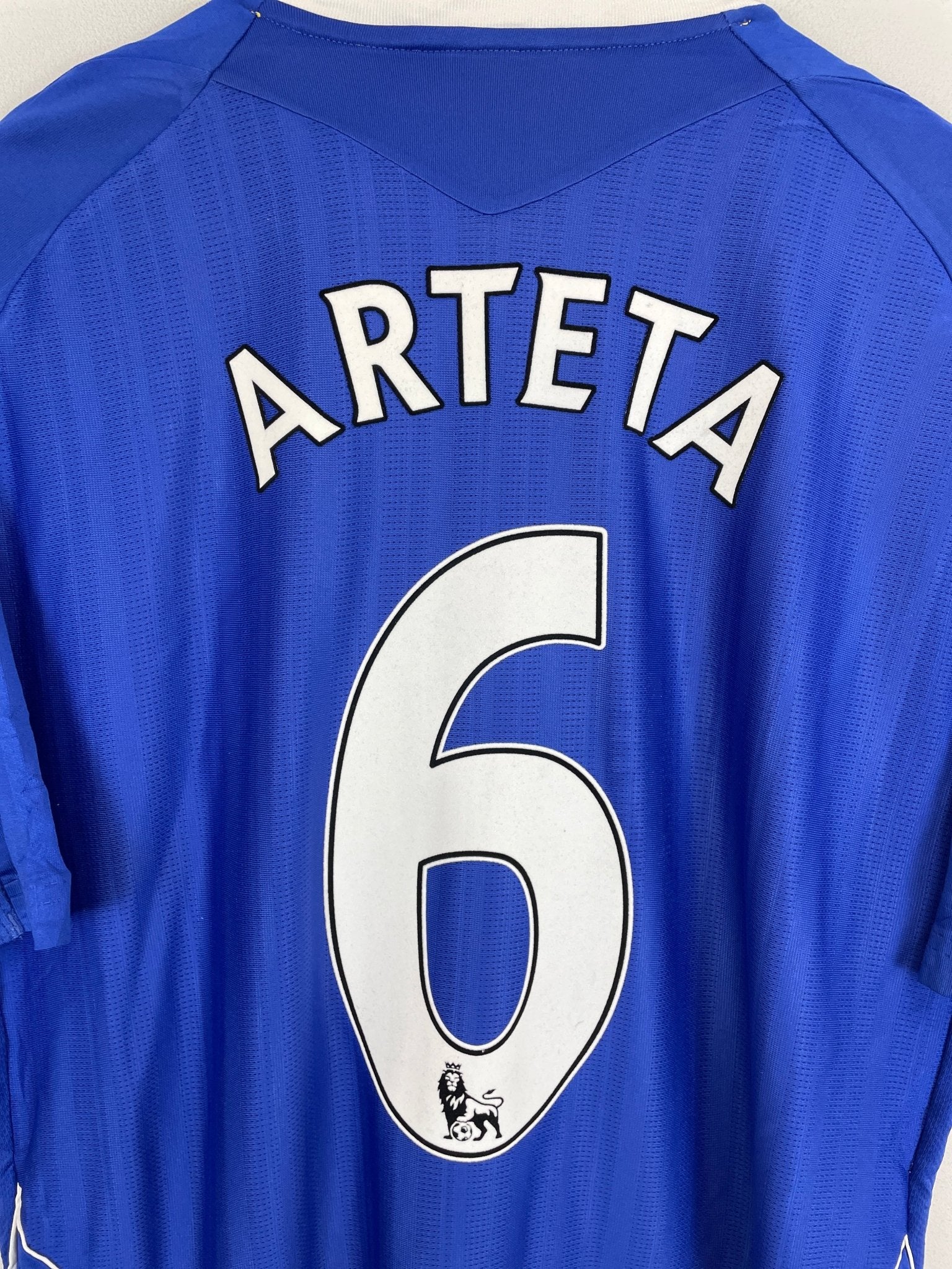Shop 2007/08 EVERTON ARTETA #6 HOME SHIRT (XL) UMBRO, classic football shirts, vintage football shirts & retro soccer jerseys at Cult Kits