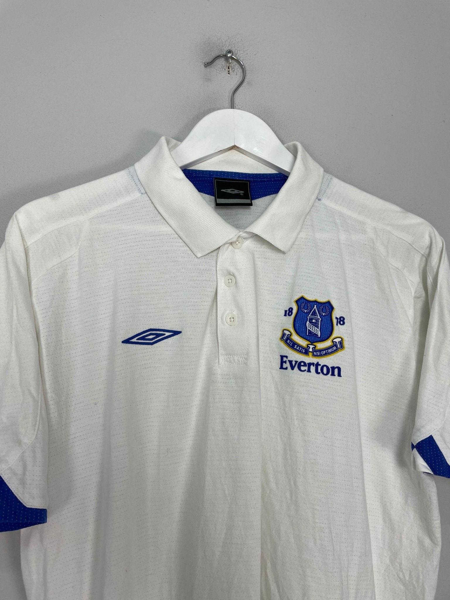 Shop 2007/08 EVERTON POLO SHIRT (L) UMBRO, classic football shirts, vintage football shirts & retro soccer jerseys at Cult Kits