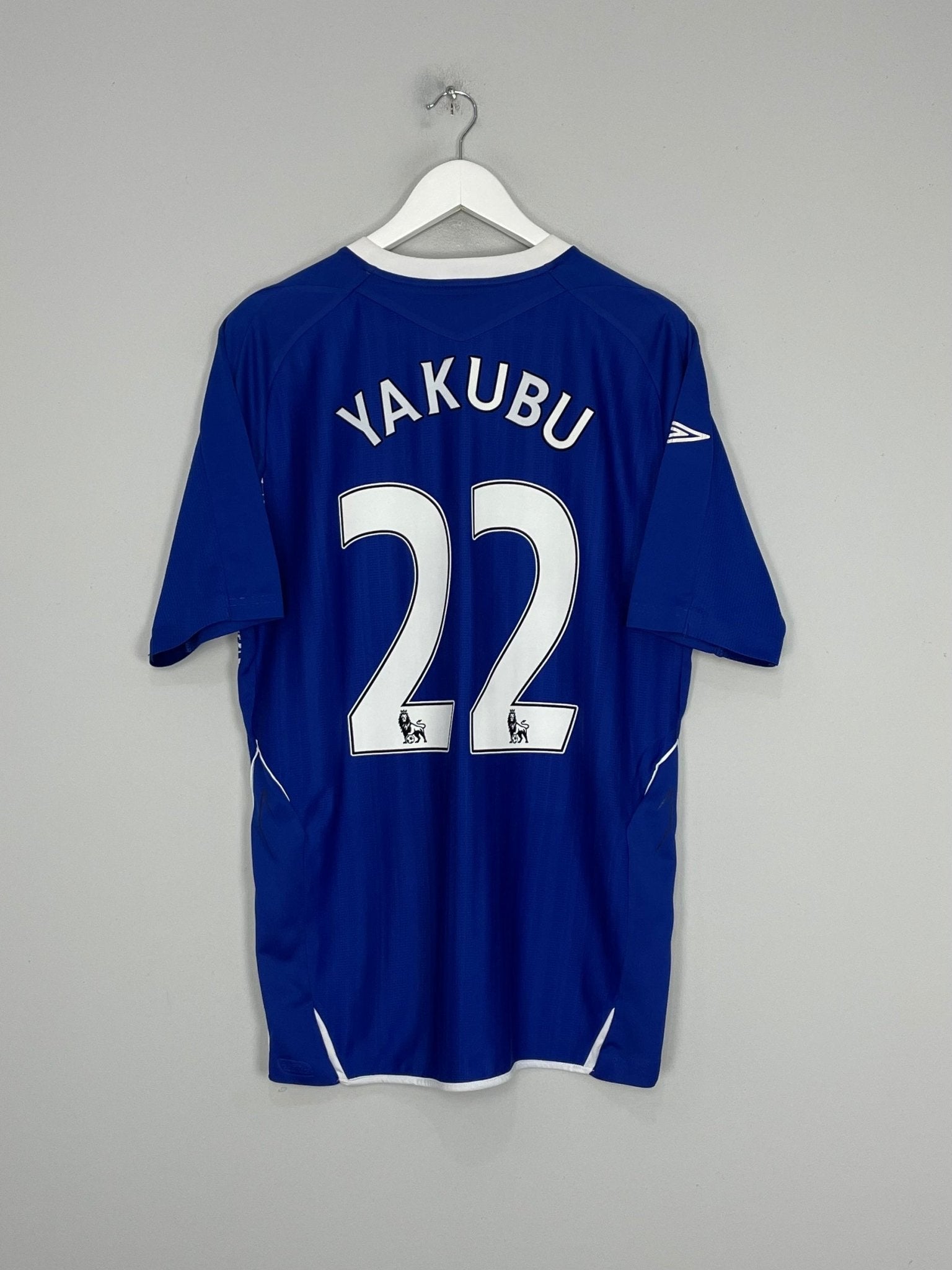 Shop 2007/08 EVERTON YAKUBU #22 HOME SHIRT (L) UMBRO, classic football shirts, vintage football shirts & retro soccer jerseys at Cult Kits