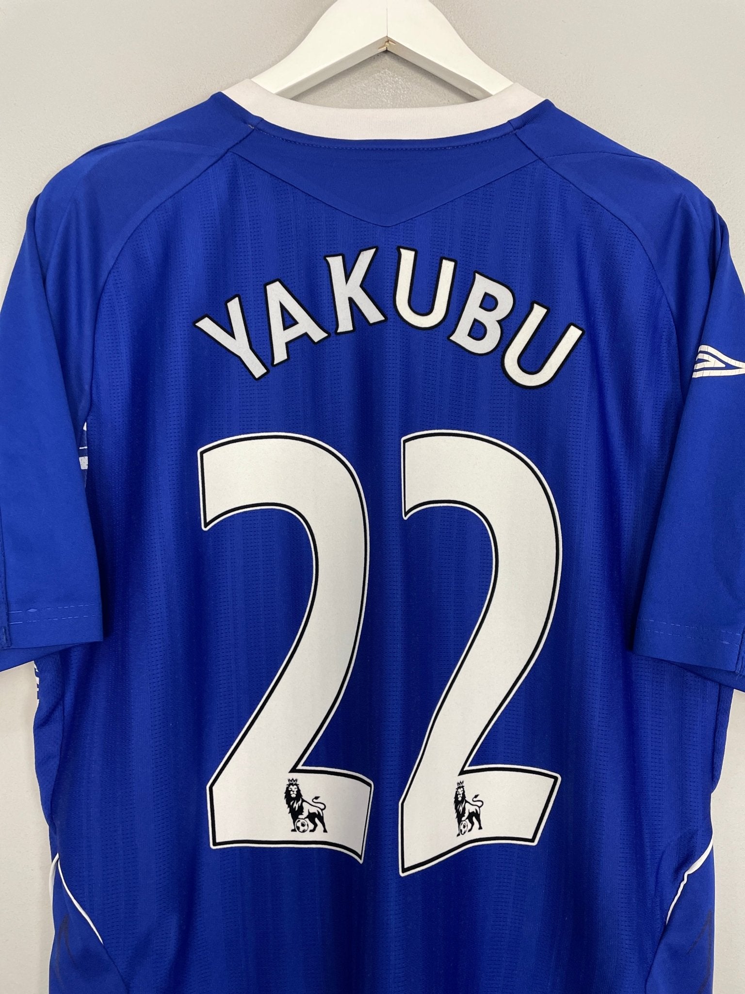 Shop 2007/08 EVERTON YAKUBU #22 HOME SHIRT (L) UMBRO, classic football shirts, vintage football shirts & retro soccer jerseys at Cult Kits