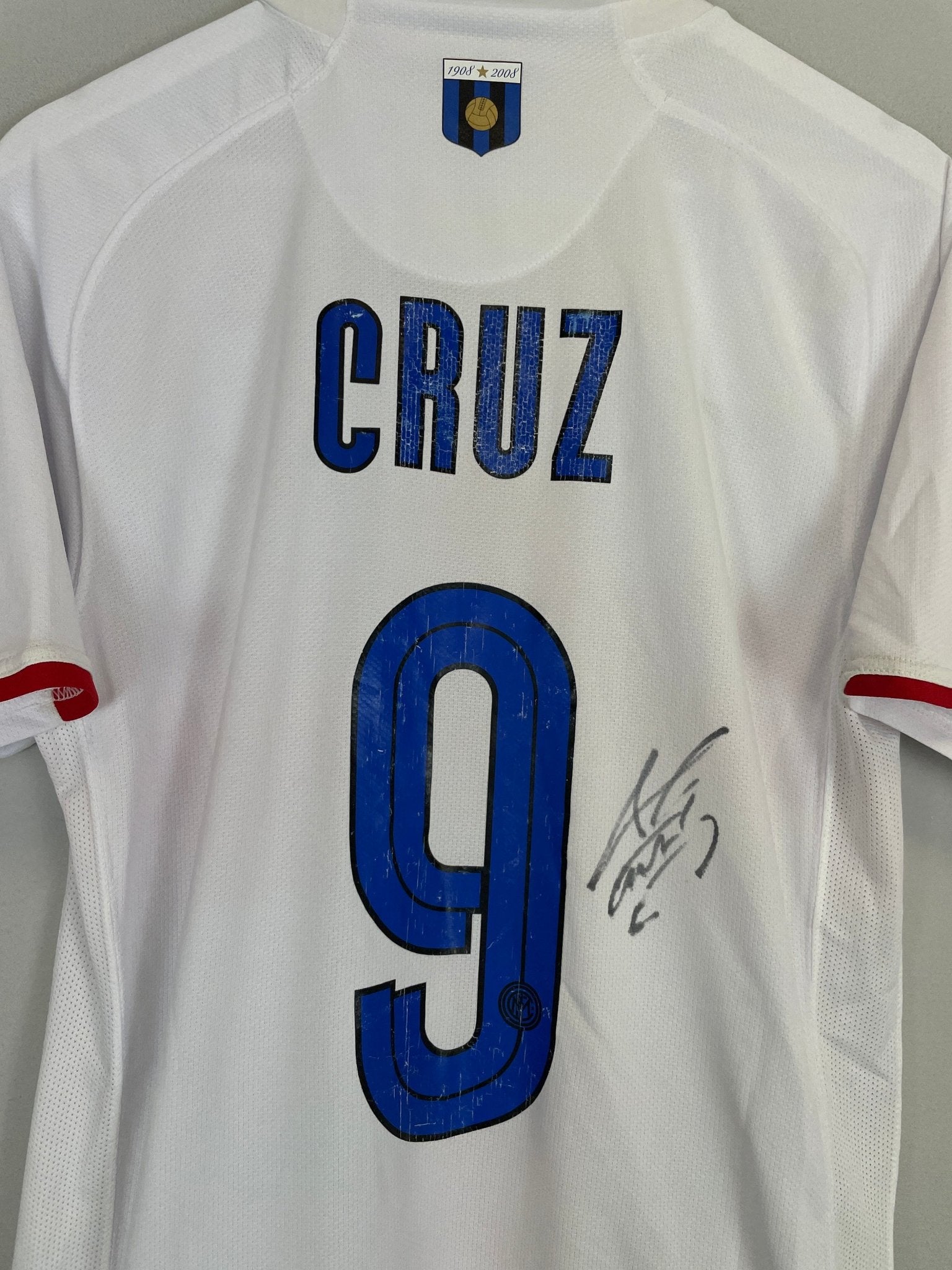 Shop 2007/08 INTER MILAN CRUZ #9 *SIGNED* CENTENARY AWAY SHIRT (M) NIKE, classic football shirts, vintage football shirts & retro soccer jerseys at Cult Kits