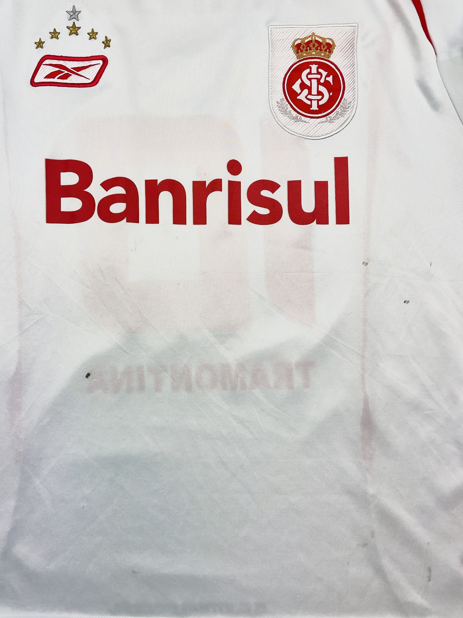Buy 2007/08 Internacional 10 Away Shirt (XL) Reebok ~ Free worldwide shipping ~ Authentic Vintage Football Shirts from Cult Kits