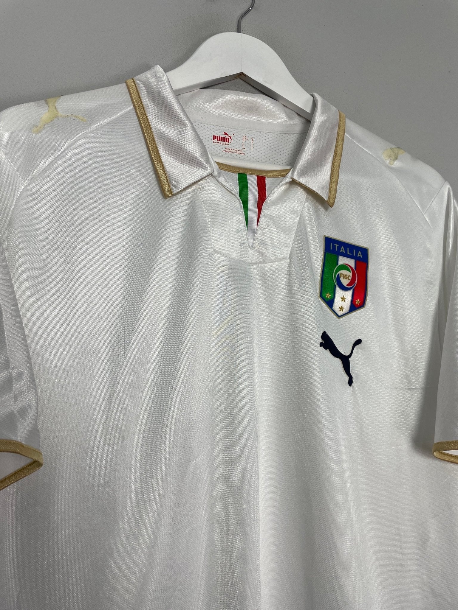 Shop 2007/08 ITALY AWAY SHIRT (L) PUMA, classic football shirts, vintage football shirts & retro soccer jerseys at Cult Kits