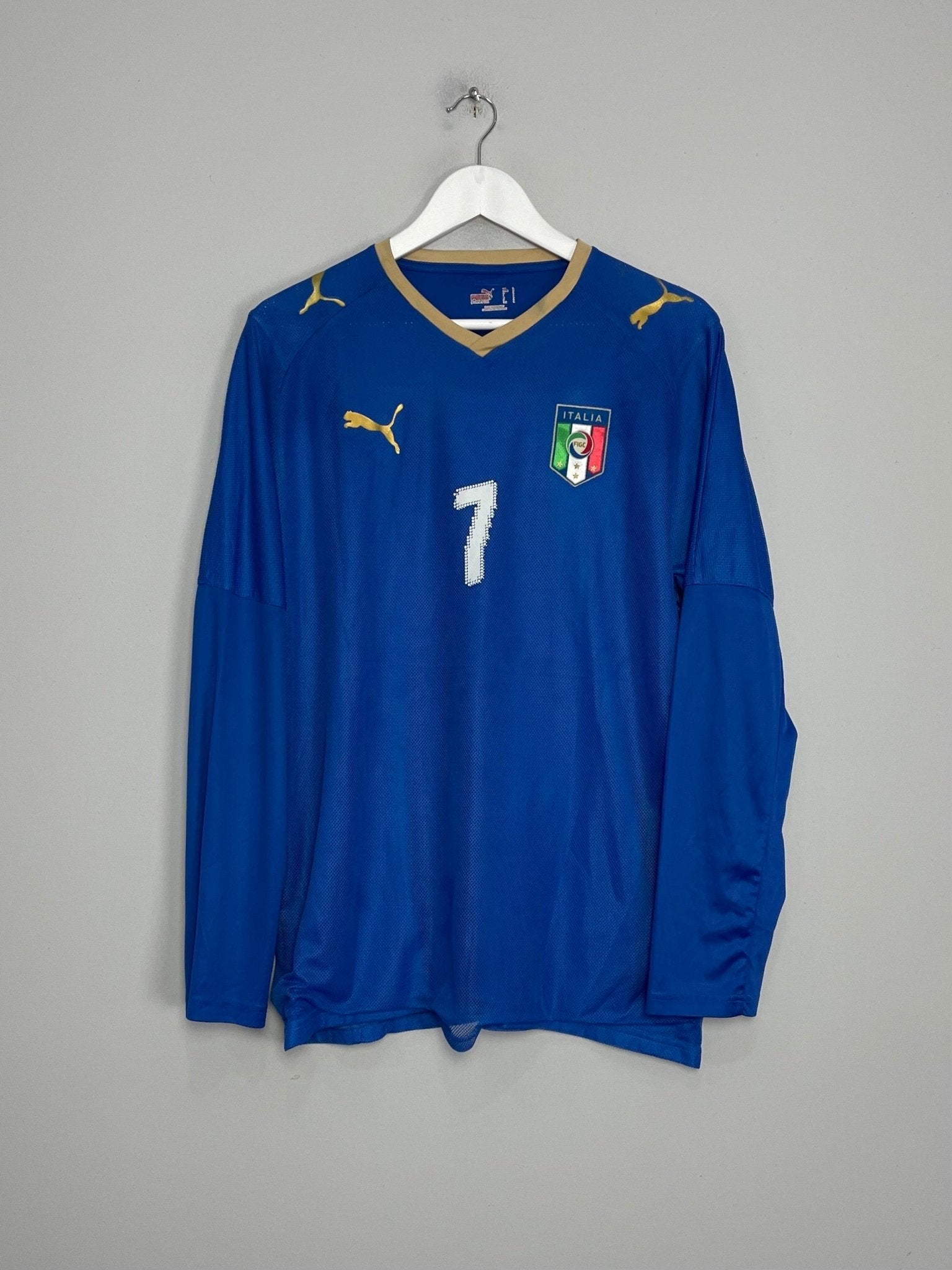 Shop 2007/08 ITALY DEL PIERO #7 L/S HOME SHIRT (L) PUMA, classic football shirts, vintage football shirts & retro soccer jerseys at Cult Kits
