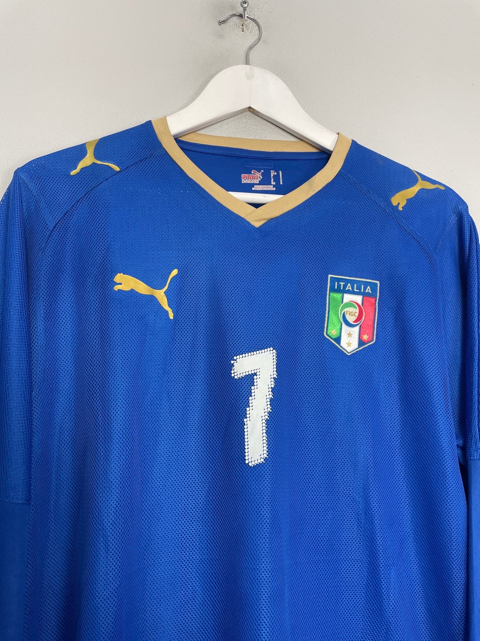 Shop 2007/08 ITALY DEL PIERO #7 L/S HOME SHIRT (L) PUMA, classic football shirts, vintage football shirts & retro soccer jerseys at Cult Kits