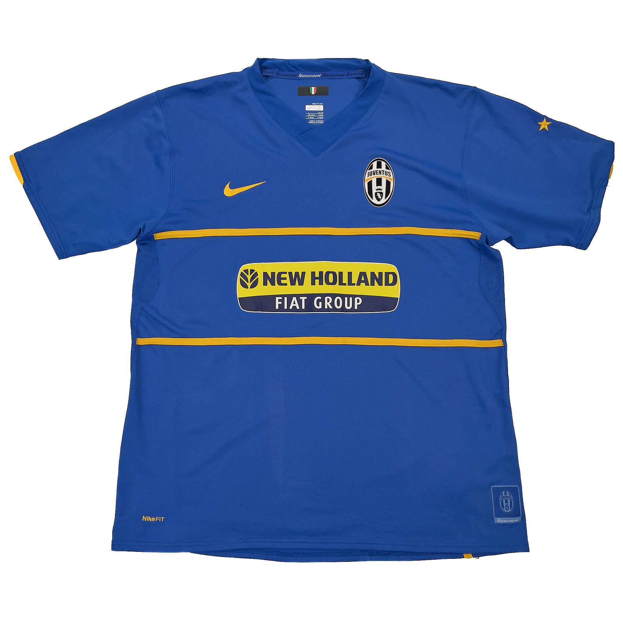 Buy 2007/08 JUVENTUS TREZEGUET 17 AWAY SHIRT (L) NIKE ~ Free worldwide shipping available ~ Authentic Vintage Football Shirts from Cult Kits