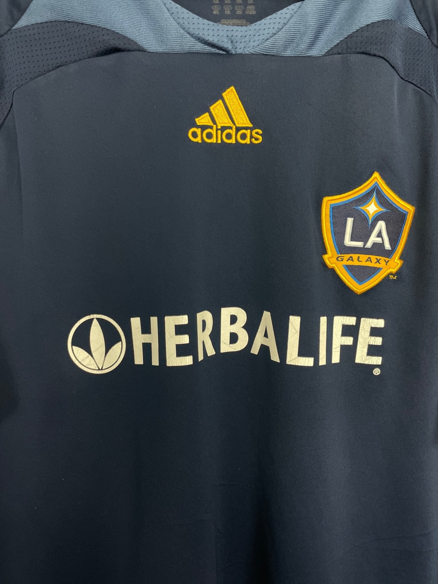 Shop 2007/08 LA GALAXY BECKHAM #23 AWAY SHIRT (XXL) ADIDAS, classic football shirts, vintage football shirts & retro soccer jerseys at Cult Kits