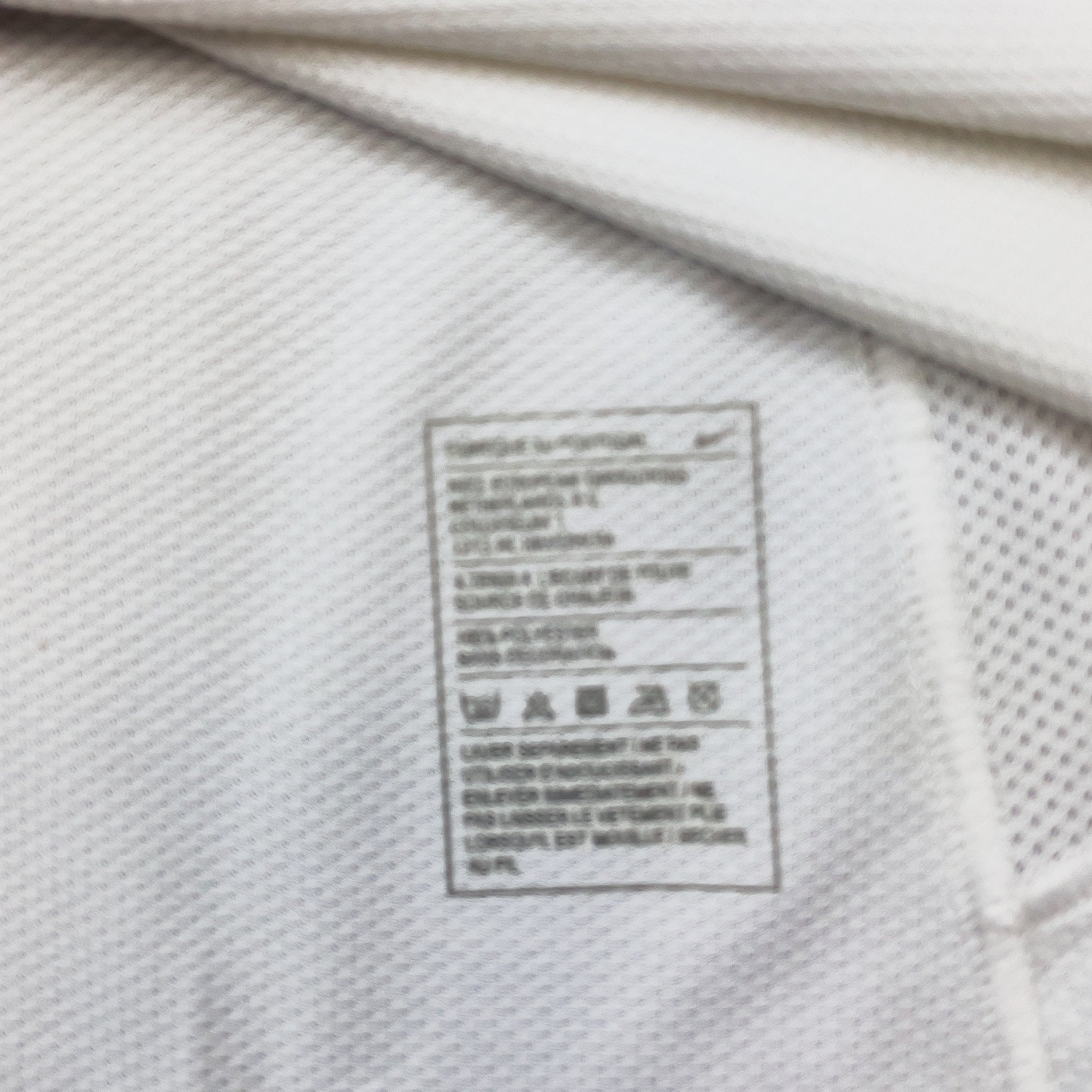 Buy 2007/08 PSG Pauleta 9 *Player Issue* L/S Away Shirt (XL) Nike ~ Free worldwide shipping ~ Authentic Vintage Football Shirts from Cult Kits