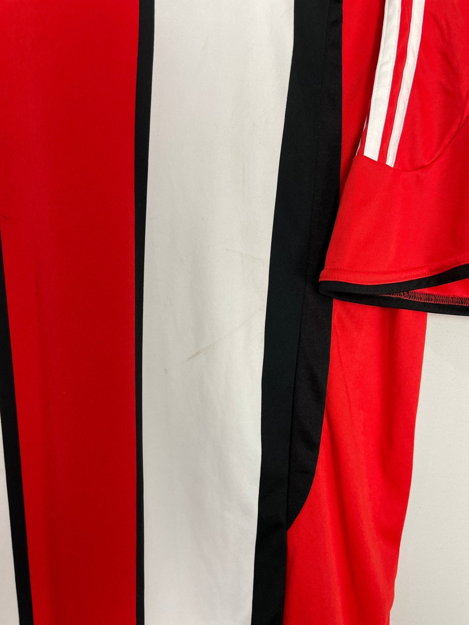 Shop 2007/08 RIVER PLATE HOME SHIRT (XL) ADIDAS, classic football shirts, vintage football shirts & retro soccer jerseys at Cult Kits