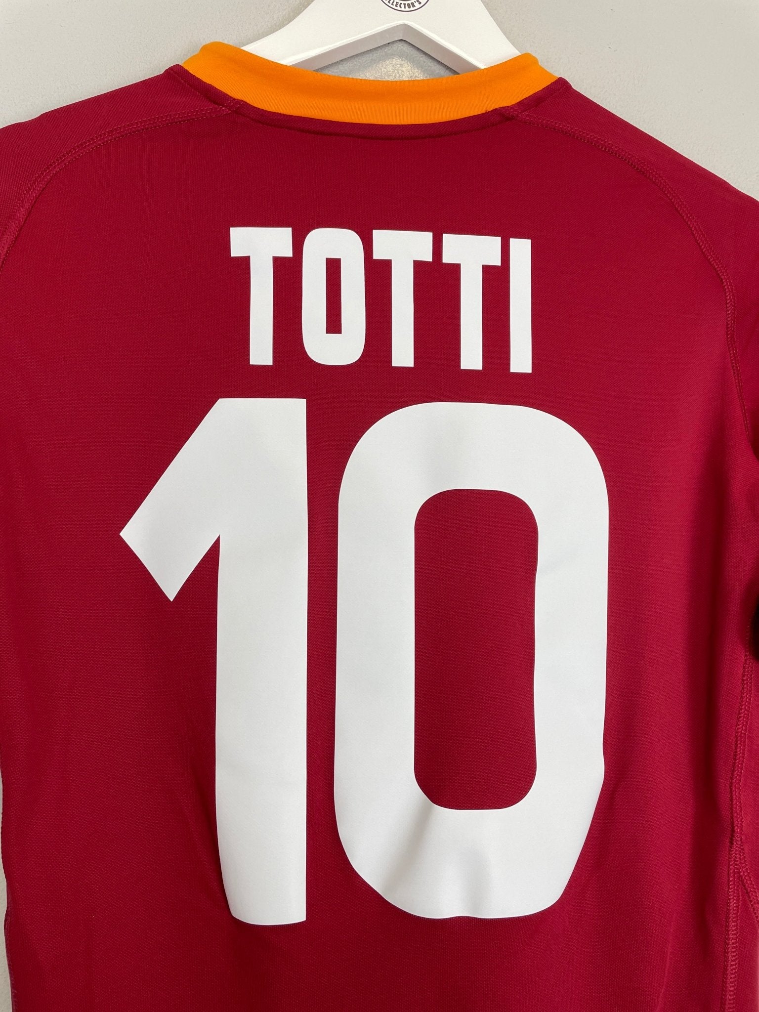 Shop 2007/08 ROMA TOTTI #10 HOME SHIRT (M) KAPPA, classic football shirts, vintage football shirts & retro soccer jerseys at Cult Kits