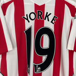 Shop 2007/08 SUNDERLAND YORKE #19 HOME SHIRT (M) UMBRO, classic football shirts, vintage football shirts & retro soccer jerseys at Cult Kits