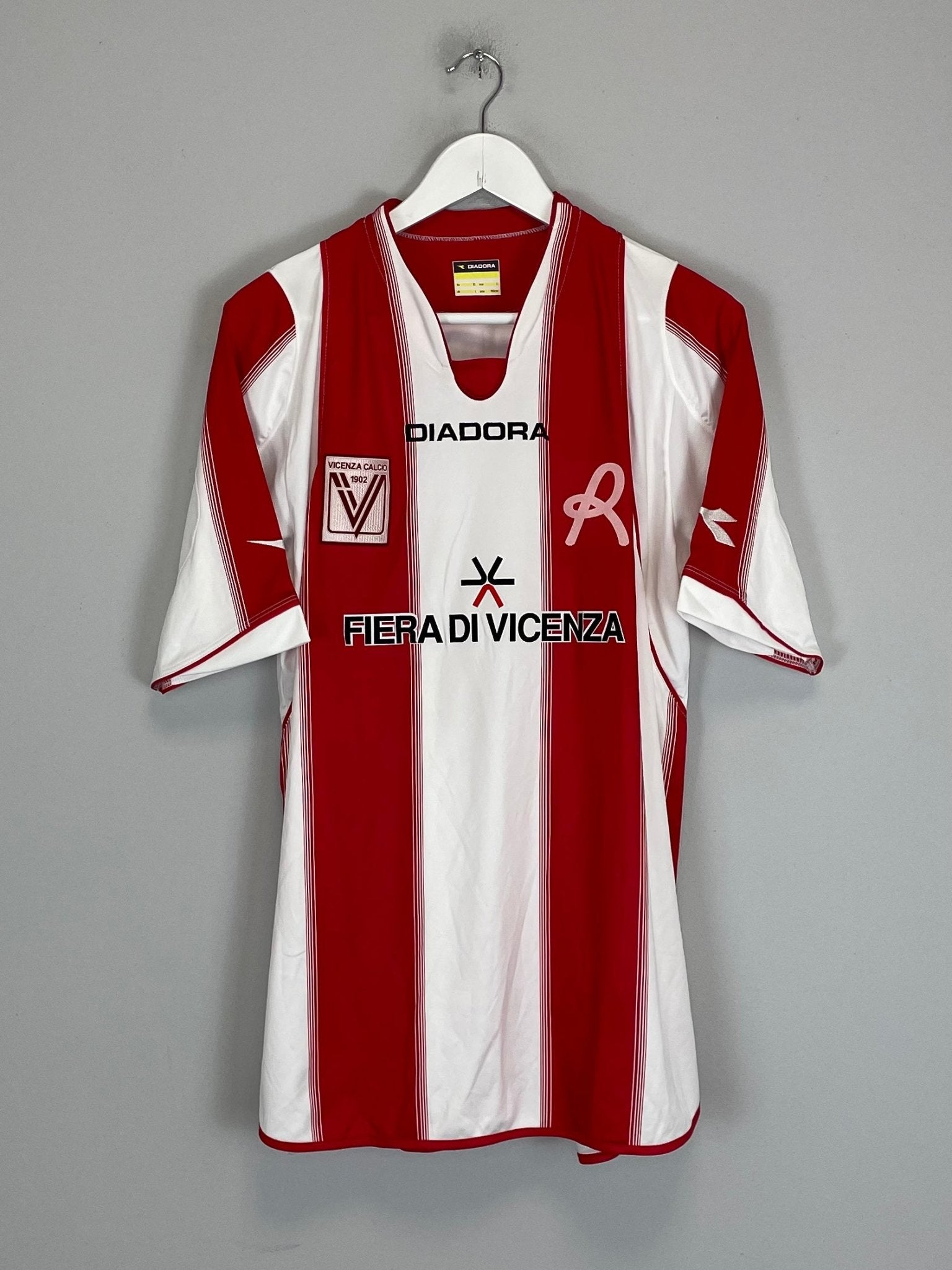 Shop 2007/08 VICENZA ZONIN #9 HOME SHIRT (L) DIADORA, classic football shirts, vintage football shirts & retro soccer jerseys at Cult Kits