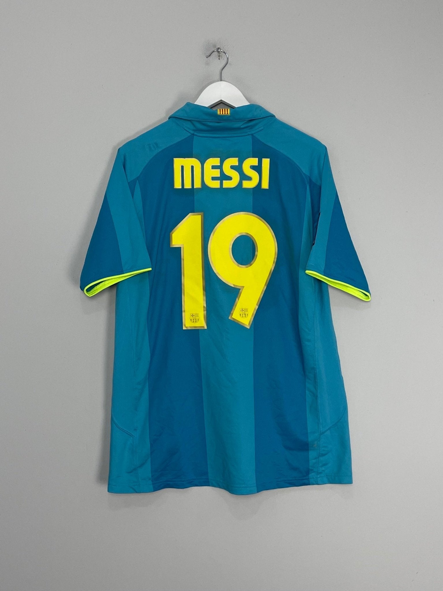 Shop 2007/09 BARCELONA MESSI #19 AWAY SHIRT (L) NIKE, classic football shirts, vintage football shirts & retro soccer jerseys at Cult Kits