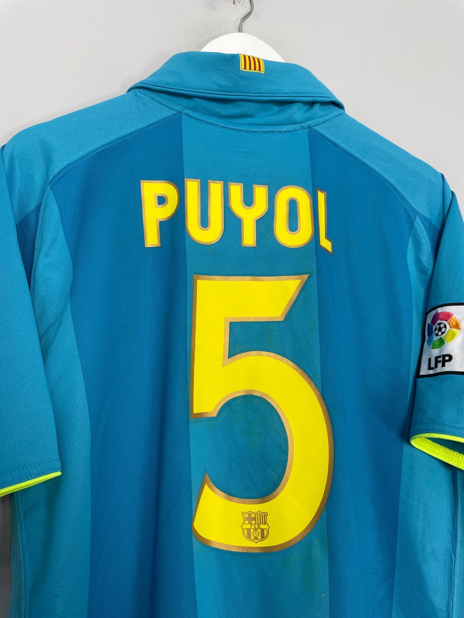 Shop 2007/09 BARCELONA PUYOL #5 AWAY SHIRT (XL) NIKE, classic football shirts, vintage football shirts & retro soccer jerseys at Cult Kits