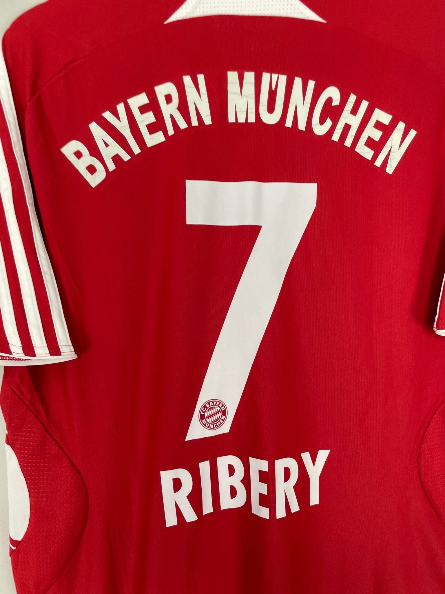 Shop 2007/09 BAYERN MUNICH RIBERY #7 HOME SHIRT (L) ADIDAS, classic football shirts, vintage football shirts & retro soccer jerseys at Cult Kits