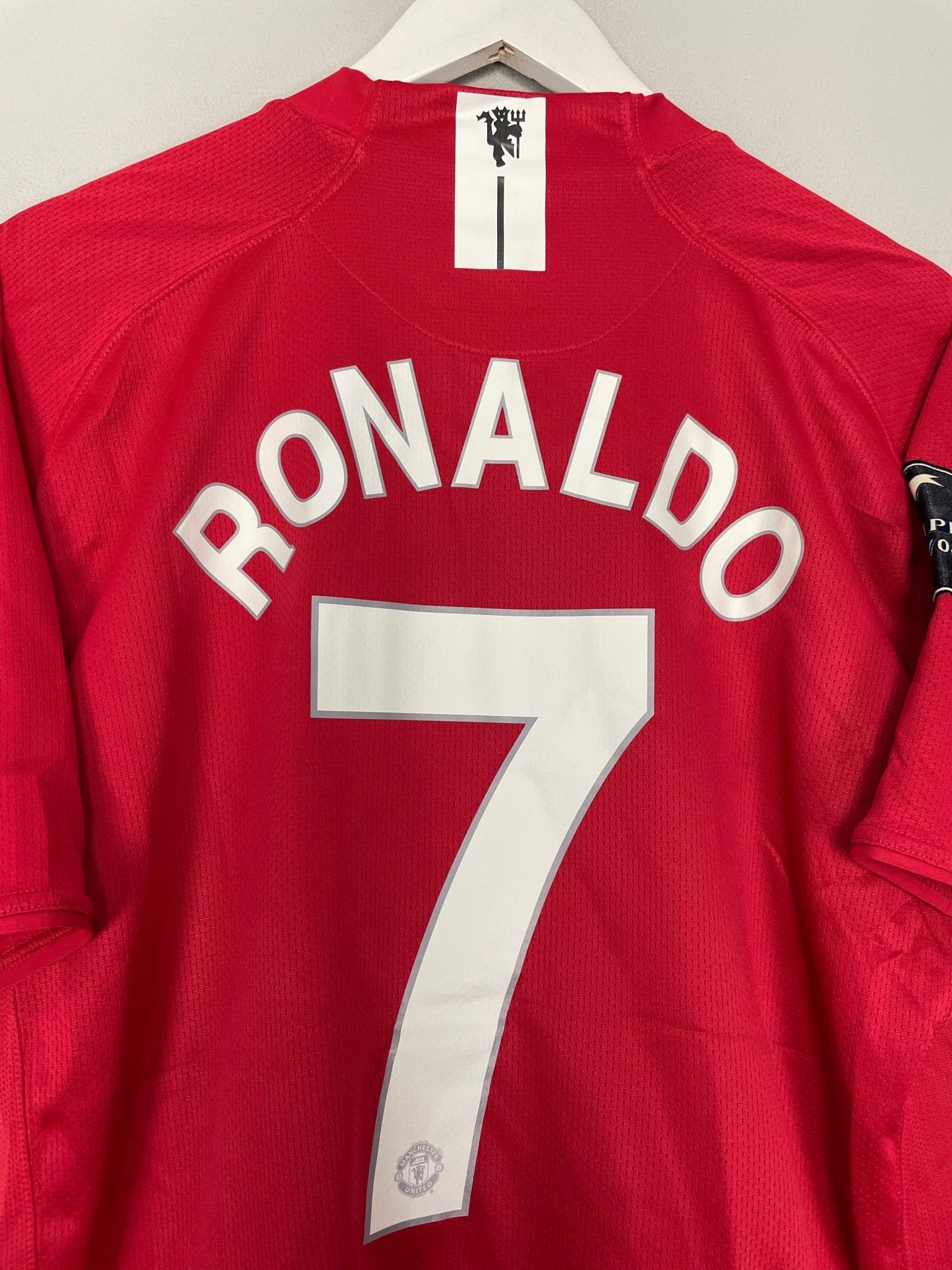Shop 2007/09 MANCHESTER UNITED RONALDO #7 HOME SHIRT (XL) NIKE, classic football shirts, vintage football shirts & retro soccer jerseys at Cult Kits