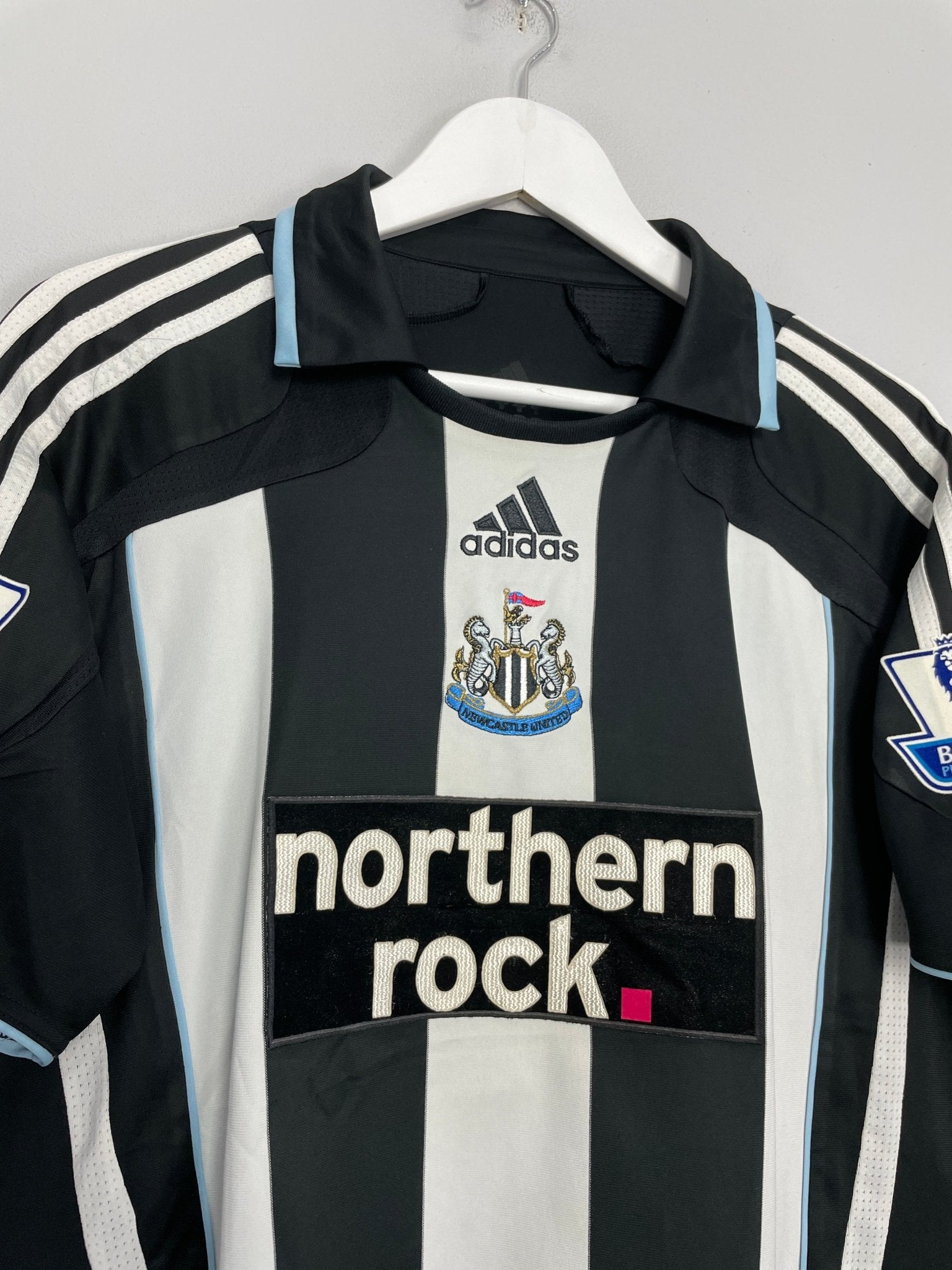 Shop 2007/09 NEWCASTLE UNITED OWEN #10 HOME SHIRT (M) ADIDAS, classic football shirts, vintage football shirts & retro soccer jerseys at Cult Kits
