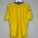 2007/09 SWEDEN HOME SHIRT (M) UMBRO - Cult Kits - Medium - Buy Vintage Football Shirts, Authentic Retro Football Shirts For Sale, Classic Football Shirts & Soccer Jersey