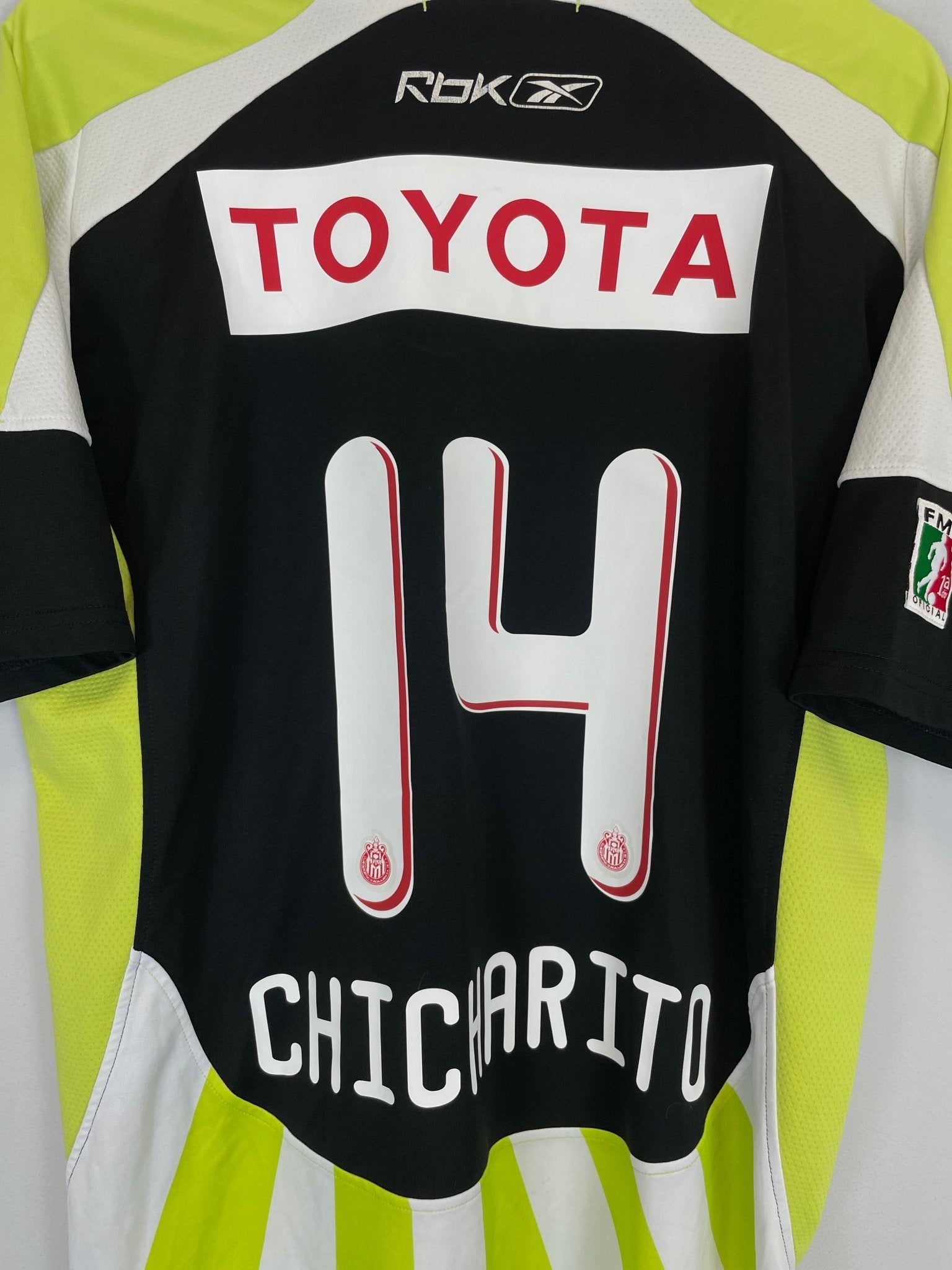 Shop 2008 CHIVAS GUADALAJARA CHICHARITO #14 THIRD SHIRT (XL) REEBOK, classic football shirts, vintage football shirts & retro soccer jerseys at Cult Kits