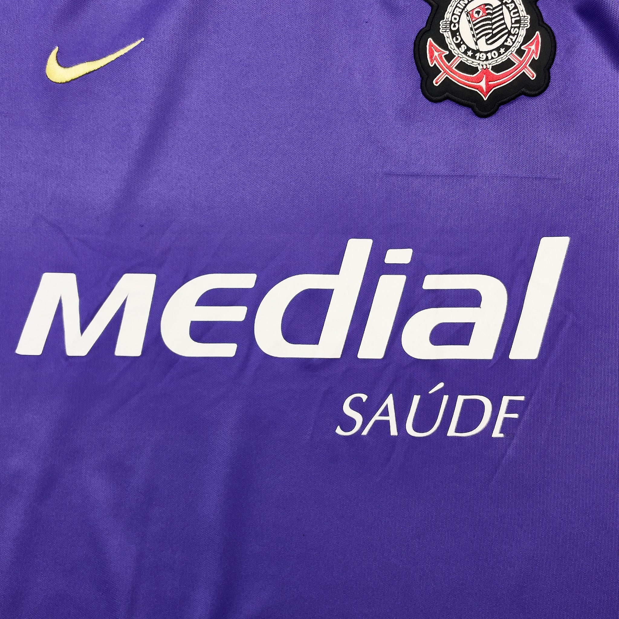 Buy 2008 Corinthians Third Shirt (L) Nike ~ Free worldwide shipping available ~ Authentic Vintage Football Shirts from Cult Kits