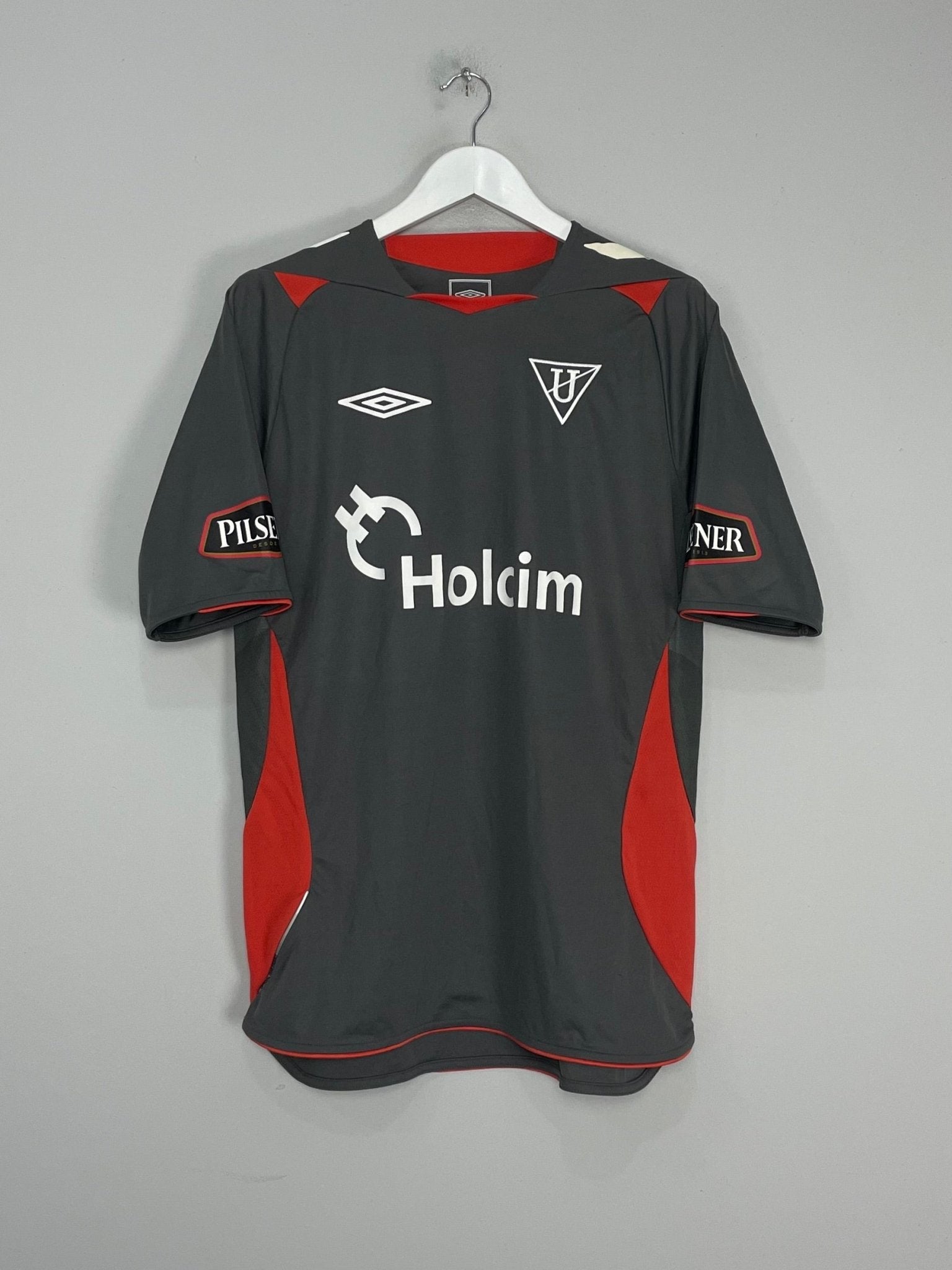 Shop 2008 LDU QUITO AWAY SHIRT (L) UMBRO, classic football shirts, vintage football shirts & retro soccer jerseys at Cult Kits