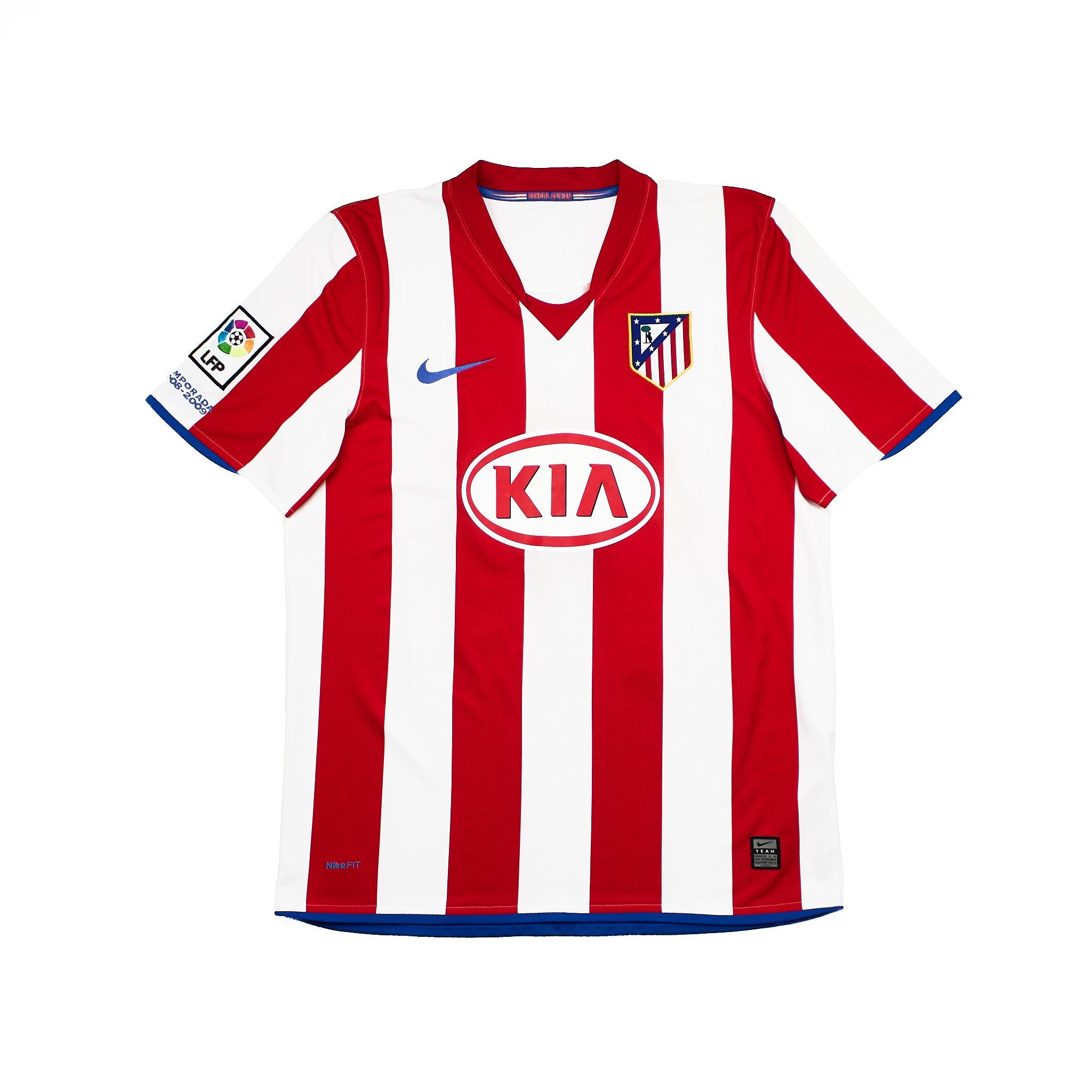 Buy 2008/09 Atletico Madrid Aguero 10 Home Shirt (M) Nike ~ Free worldwide shipping ~ Authentic Vintage Football Shirts from Cult Kits