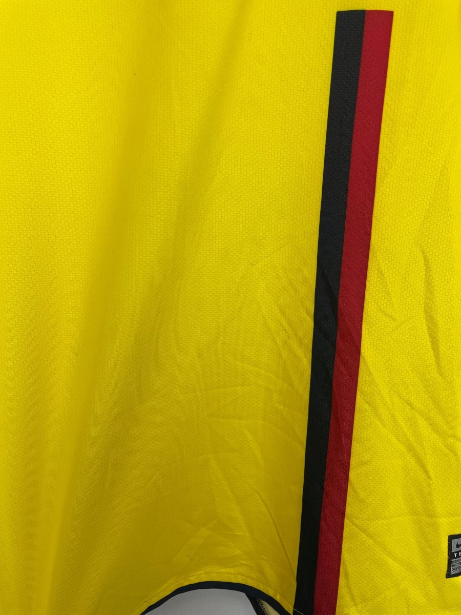 2008/09 BARCELONA A.INIESTA 8 AWAY SHIRT (M) NIKE - Cult Kits - Medium - Buy Vintage Football Shirts, Authentic Retro Football Shirts For Sale, Classic Football Shirts & Soccer Jersey